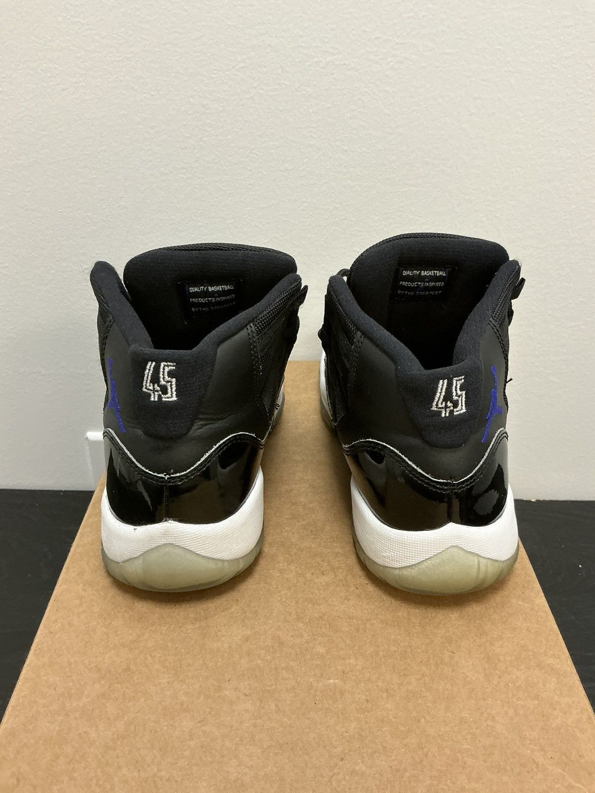 Jordan Brand Jordan 11 space jam 2016 (gs) Size US 4.5 / IT 34.5 - 4 Thumbnail