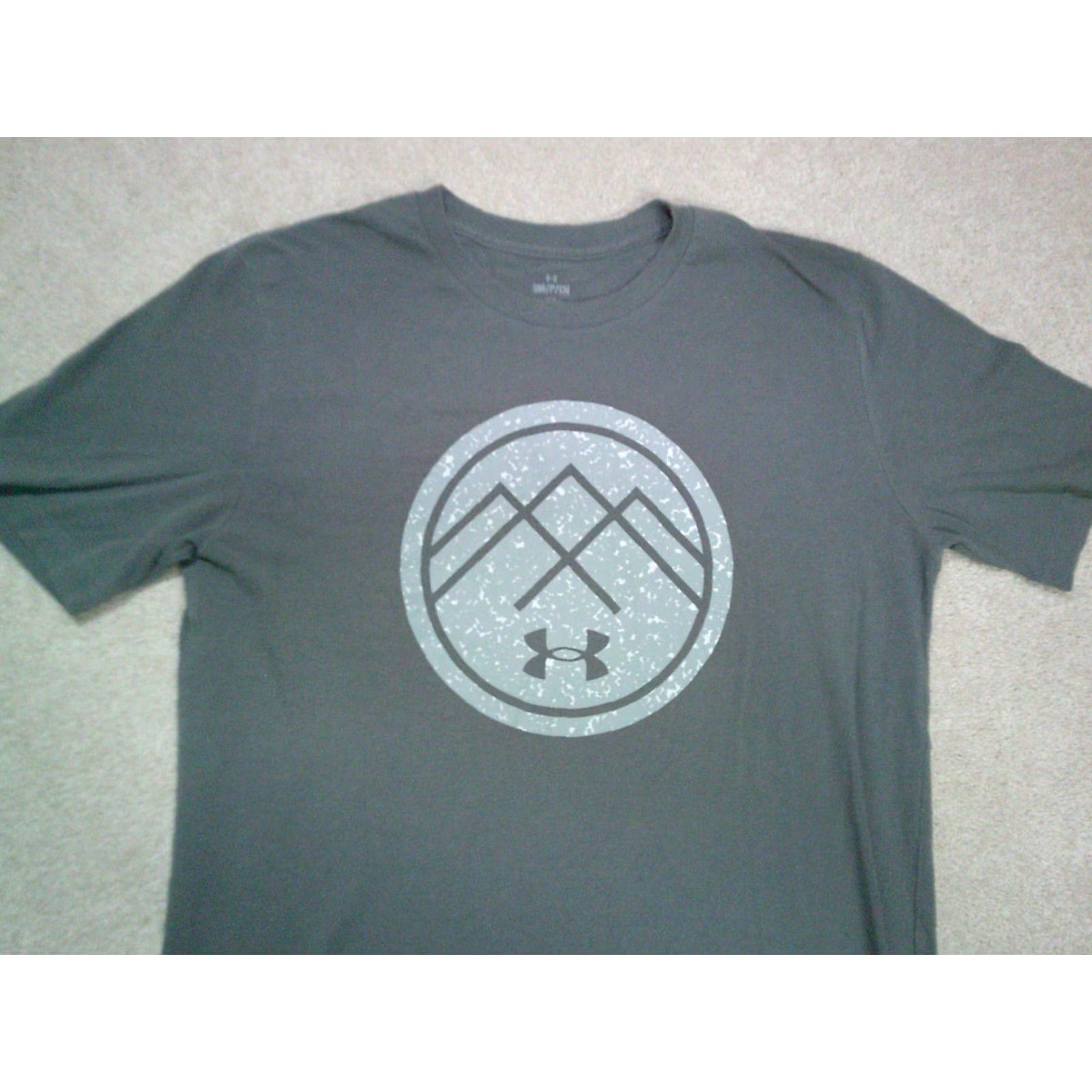 Under Armour Under Armour Outdoor T Shirt Mens Small Gray Hiking Outdoor T-Shirt HeatGear Regular Short Sleeve Mens Casual Activewear Size US S / EU 44-46 / 1 - 5 Thumbnail