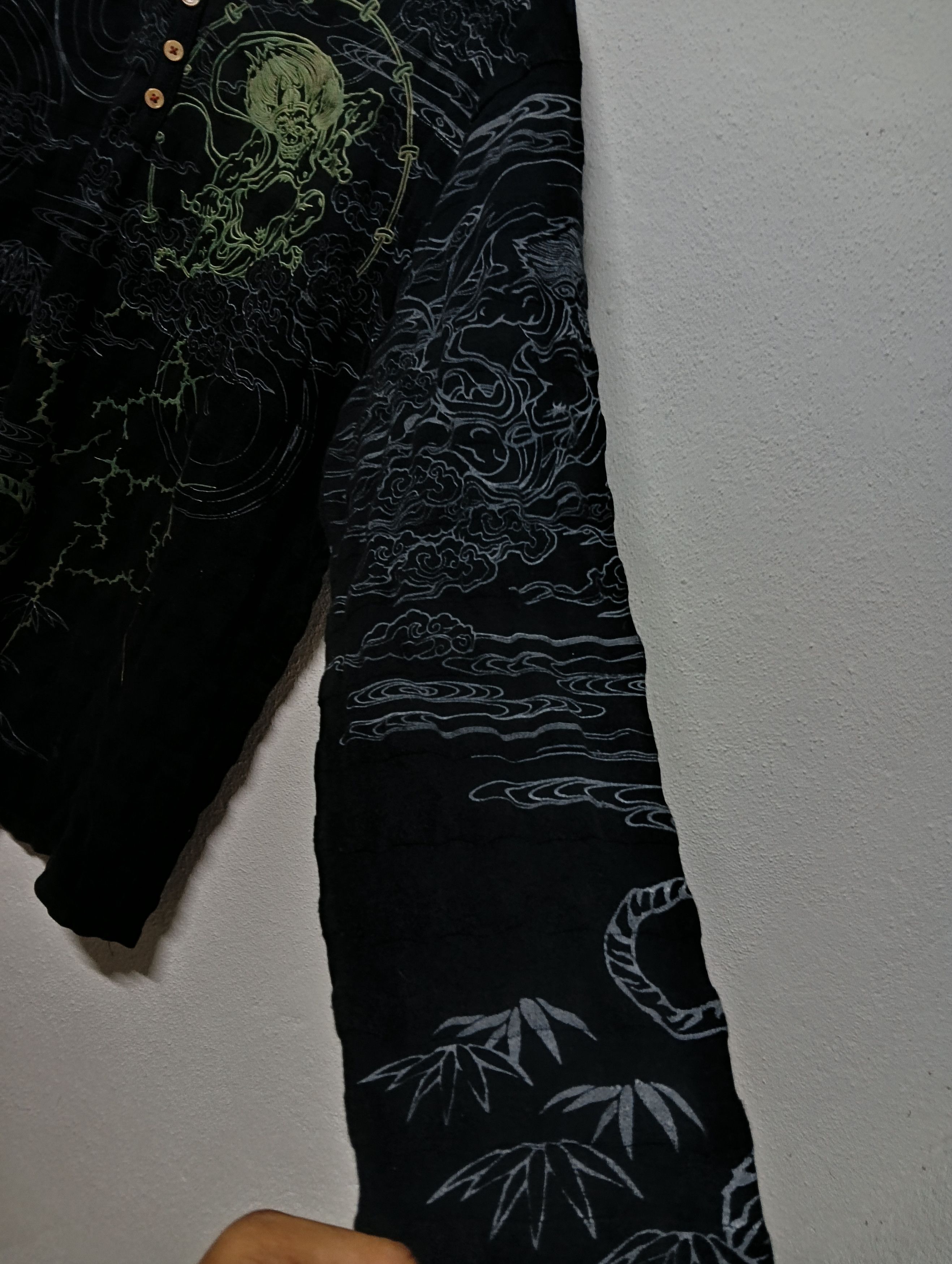 Japanese Brand japanese brand fullprint japan motive Size US M / EU 48-50 / 2 - 4 Thumbnail