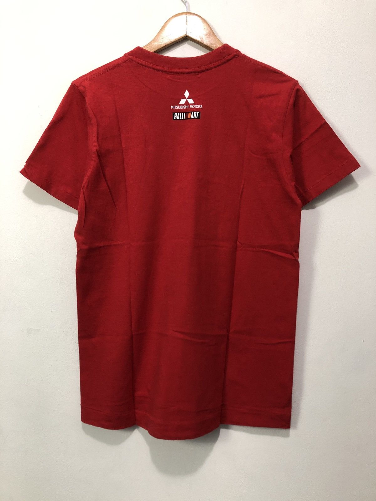 Vintage Vintage 90s Mitsubishi Motors Ralli Art T-Shirt Size US M / EU 48-50 / 2 - 3 Thumbnail