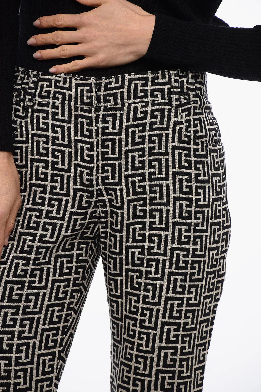 Balmain og1mm0326 Low-Rise Wool Flared Pant in Black/White Size 28" / US 6 / IT 42 - 2 Thumbnail