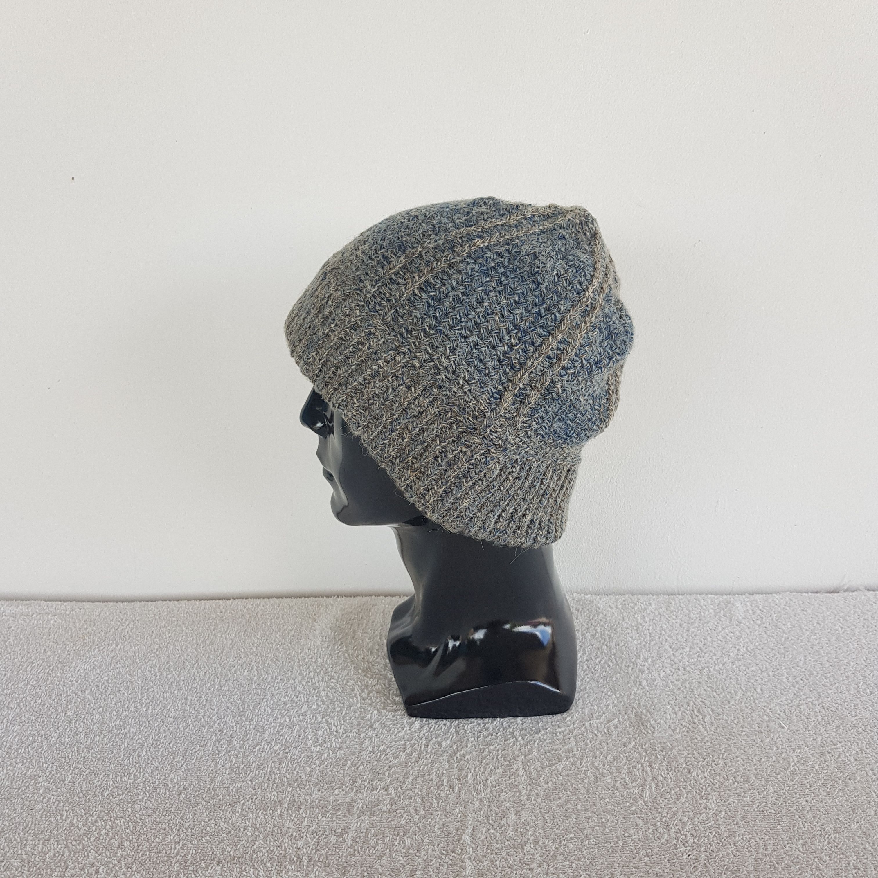 Aran Isles Knitwear Vintage Japanese Beanie Ribbed Knit Snow Caps Hats. Size ONE SIZE - 4 Thumbnail