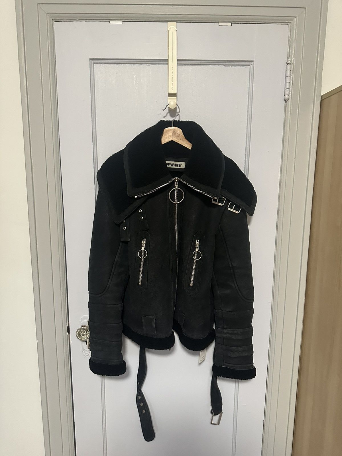 Off-White Off White Shearling Heavy Coat Size US XL / EU 56 / 4 - 1 Thumbnail