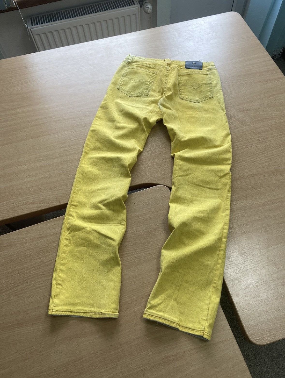 Versace Jeans Couture × Vintage Vintage Painted Archival Textured Denim Pants Jeans Size US 27 - 1 Thumbnail