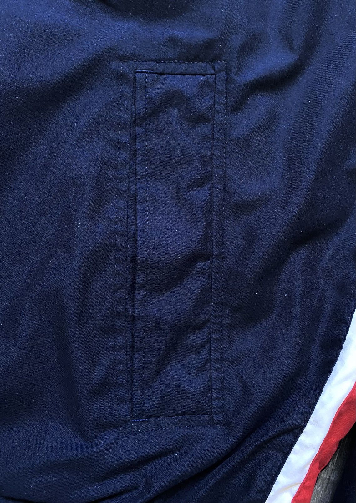Tommy Hilfiger Tommy Hilfiger Vintage Navy Zip Jacket Embroidered Big Logo Size US XXL / EU 58 / 5 - 15 Thumbnail