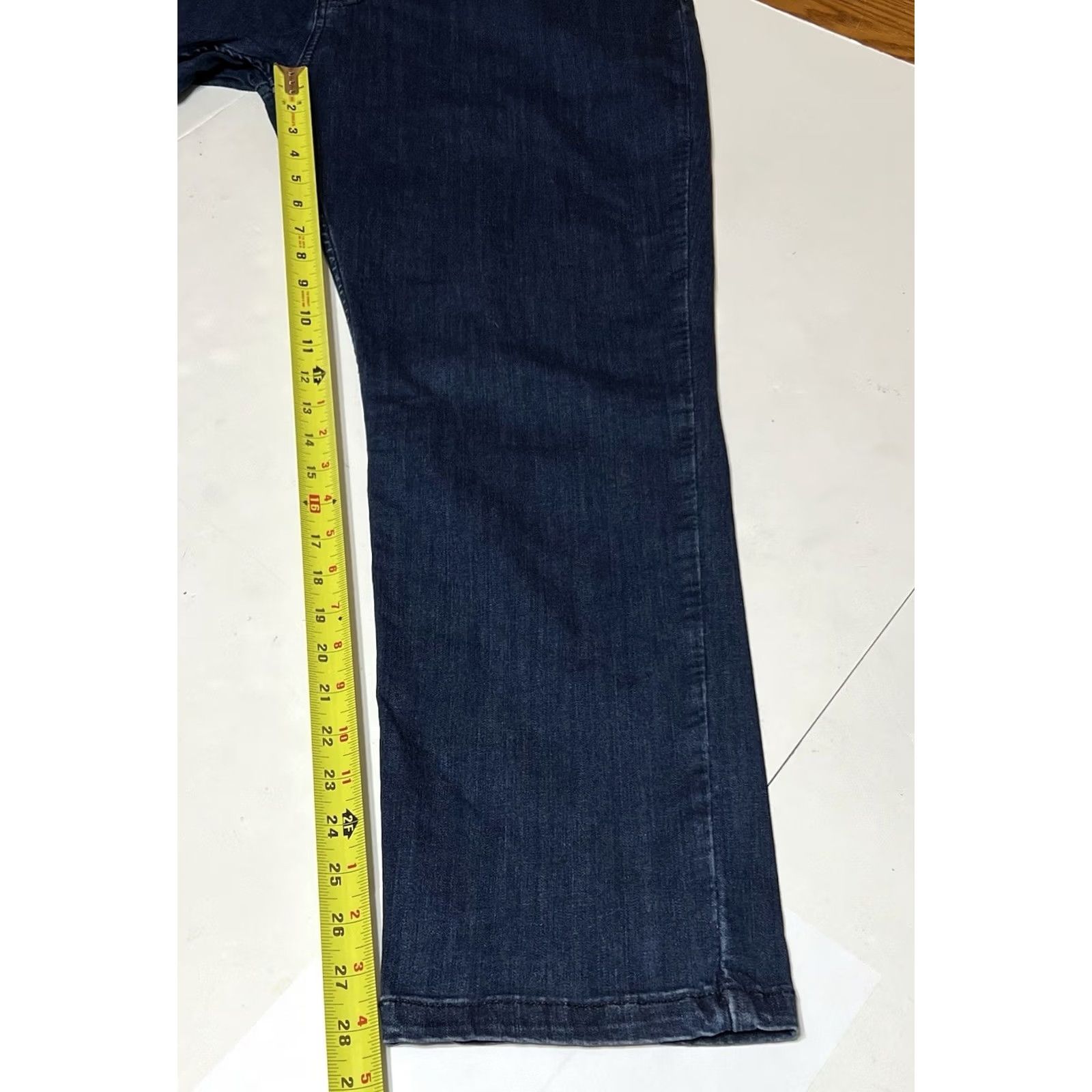 Vintage Mugsy Jeans Men’s 40x30 Blue Denim Stretch Relaxed Straight Zip 5-Pocket Size US 40 / EU 56 - 5 Thumbnail