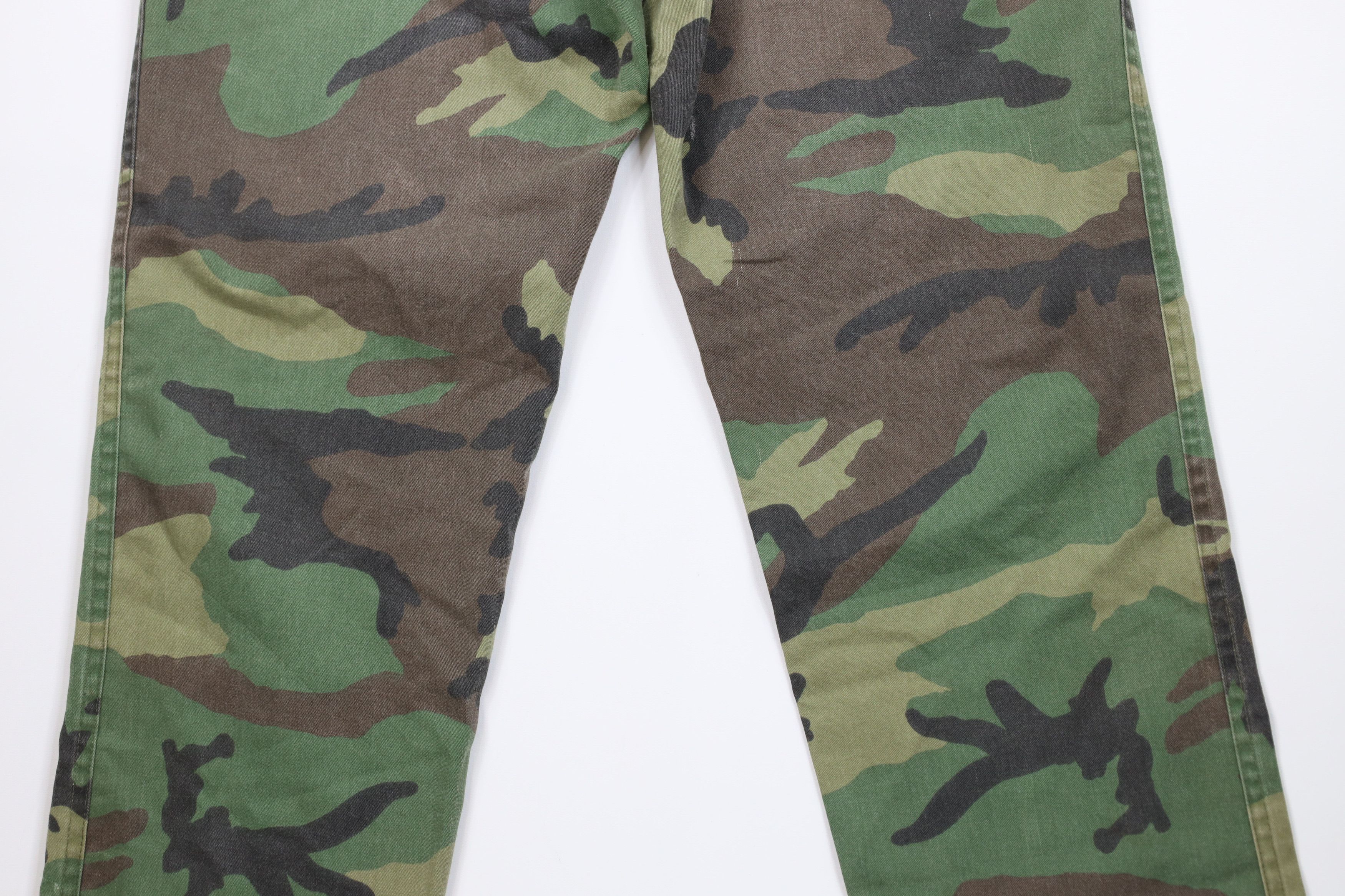 Vintage Vintage 70s Streetwear Military Camouflage Utility Pants USA Size US 34 / EU 50 - 12 Thumbnail