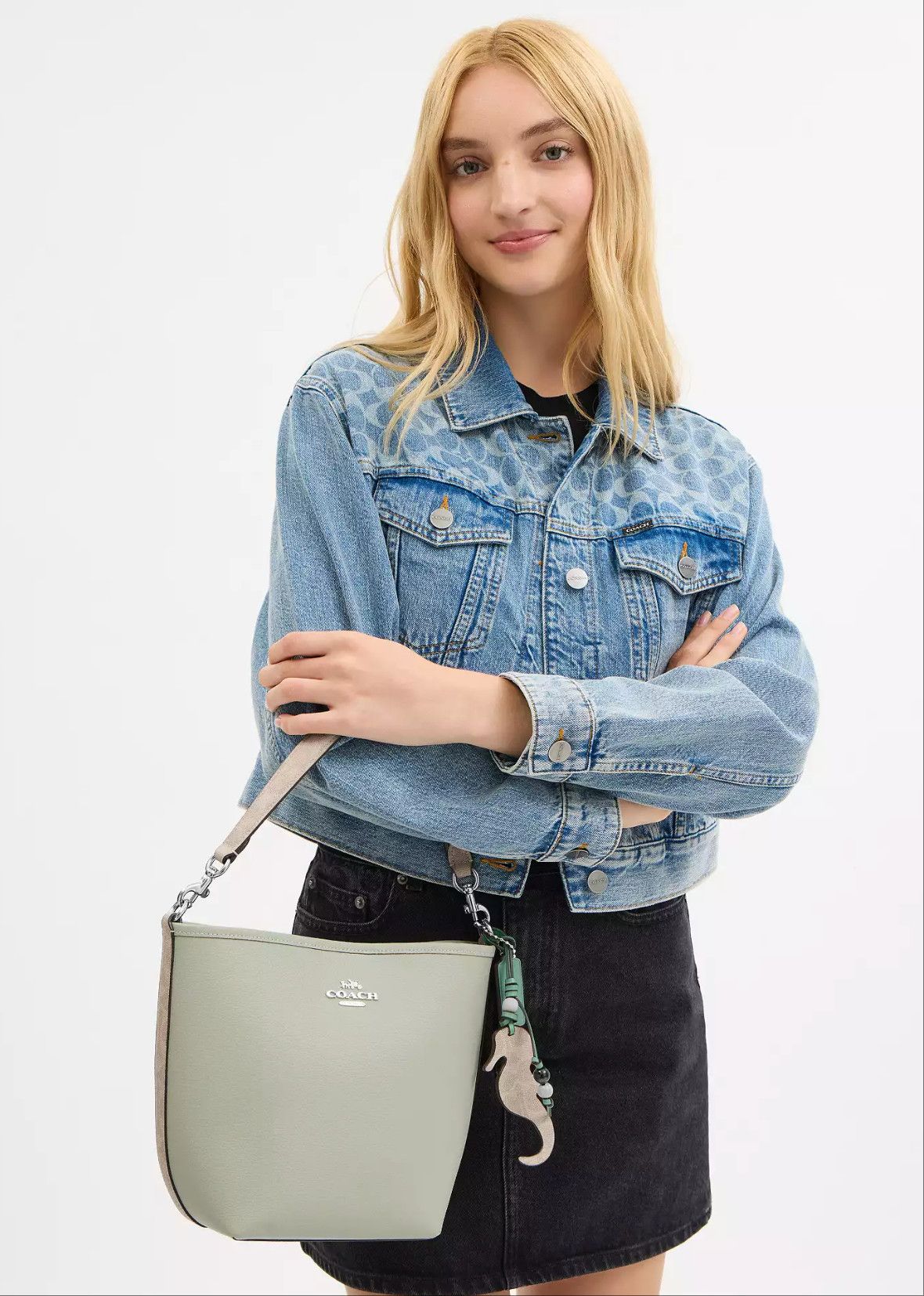 Coach City Bucket Bag With Seahorse Charm CBH75 Size ONE SIZE - 8 Thumbnail
