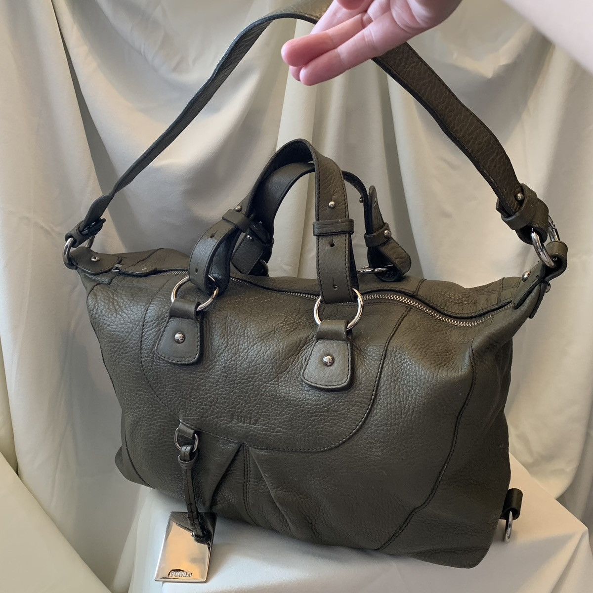 Designer × Furla × Genuine Leather VINTAGE FURLA OLIVE GREEN LEATHER 2 WAY SHOULDER / HANDBAG Size ONE SIZE - 4 Thumbnail