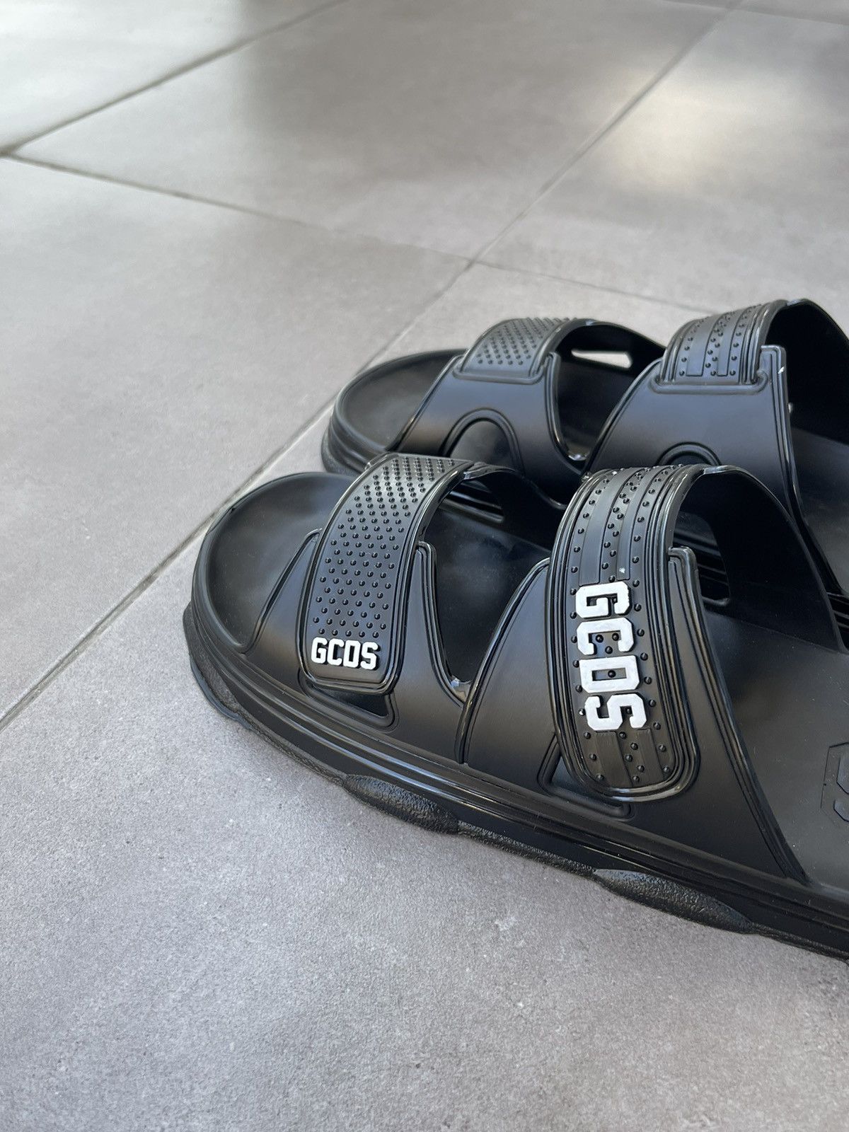 GCDS !DS! SS23 GCDS Logo Black Pool Slides Size US 10 / EU 43 - 10 Thumbnail
