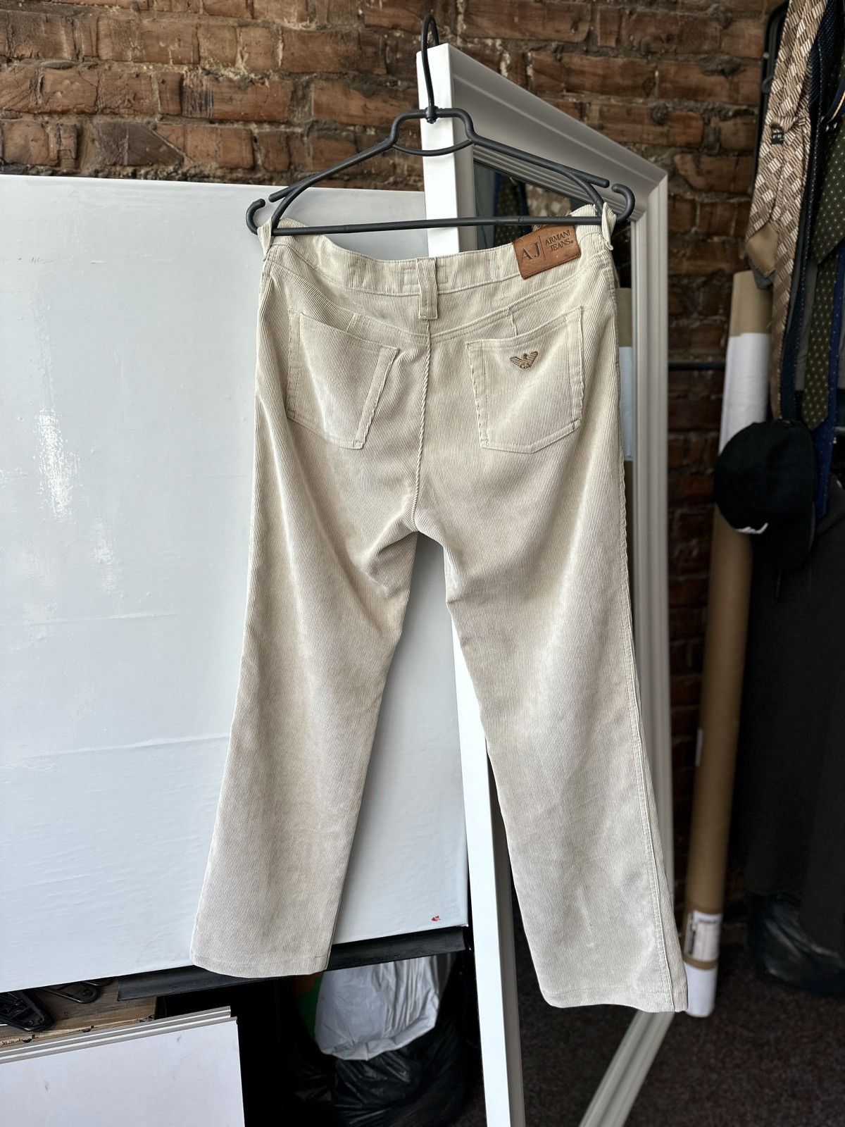 Armani × Giorgio Armani Women’s Jeans Armani Jeans Velvet Brown Size: 29 Size 29" - 1 Thumbnail