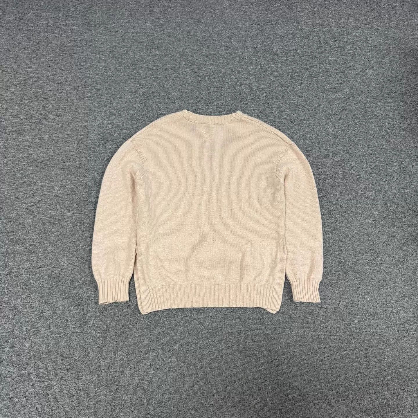 Fendi Fendi cream V-neck double F jacquard knit 36 new with tags Size XS / US 0-2 / IT 36-38 - 2 Thumbnail