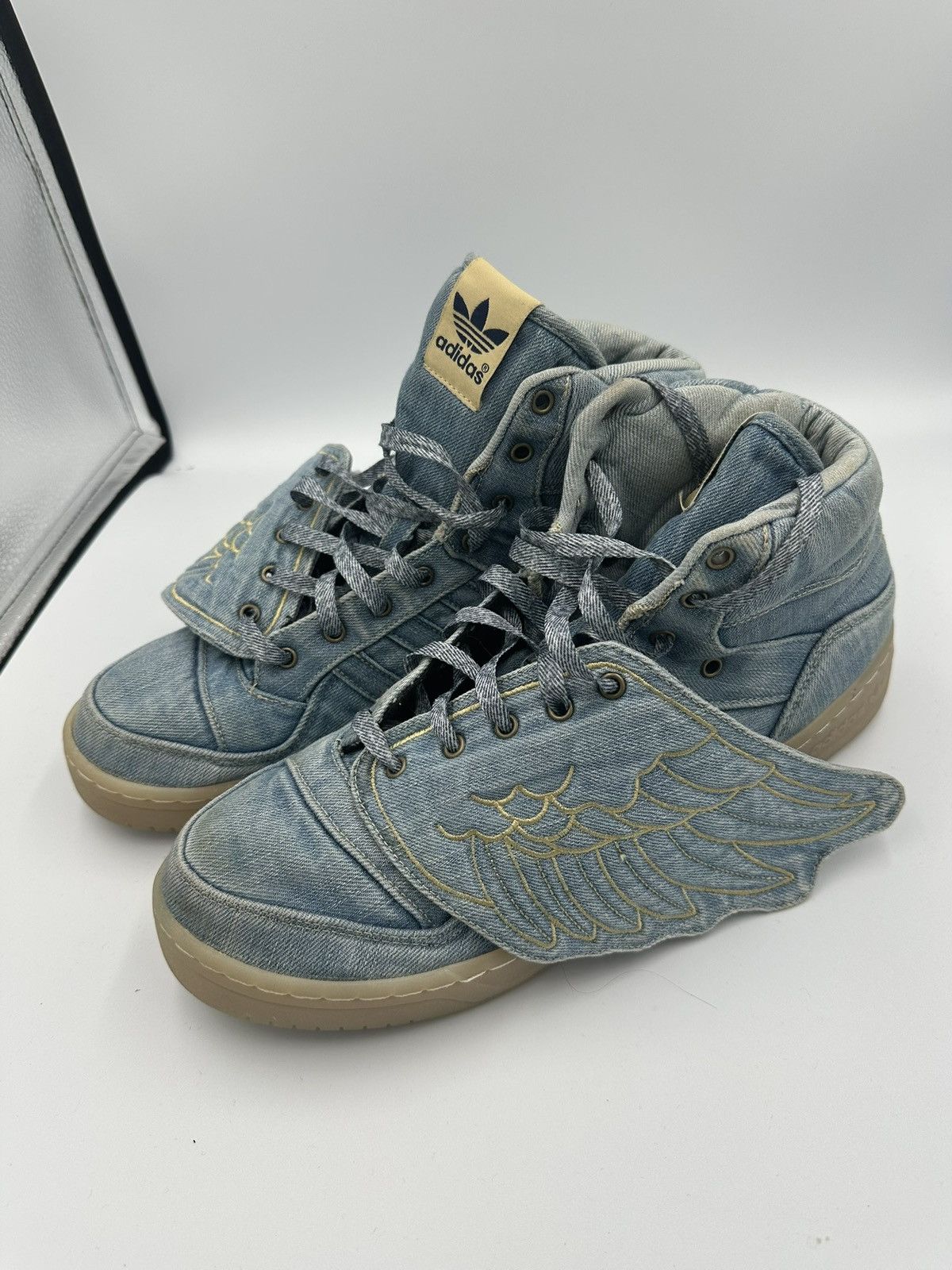 Adidas Jeremy Scott x Adidas Denim Wings Size US 12.5 / EU 45-46 - 3 Thumbnail