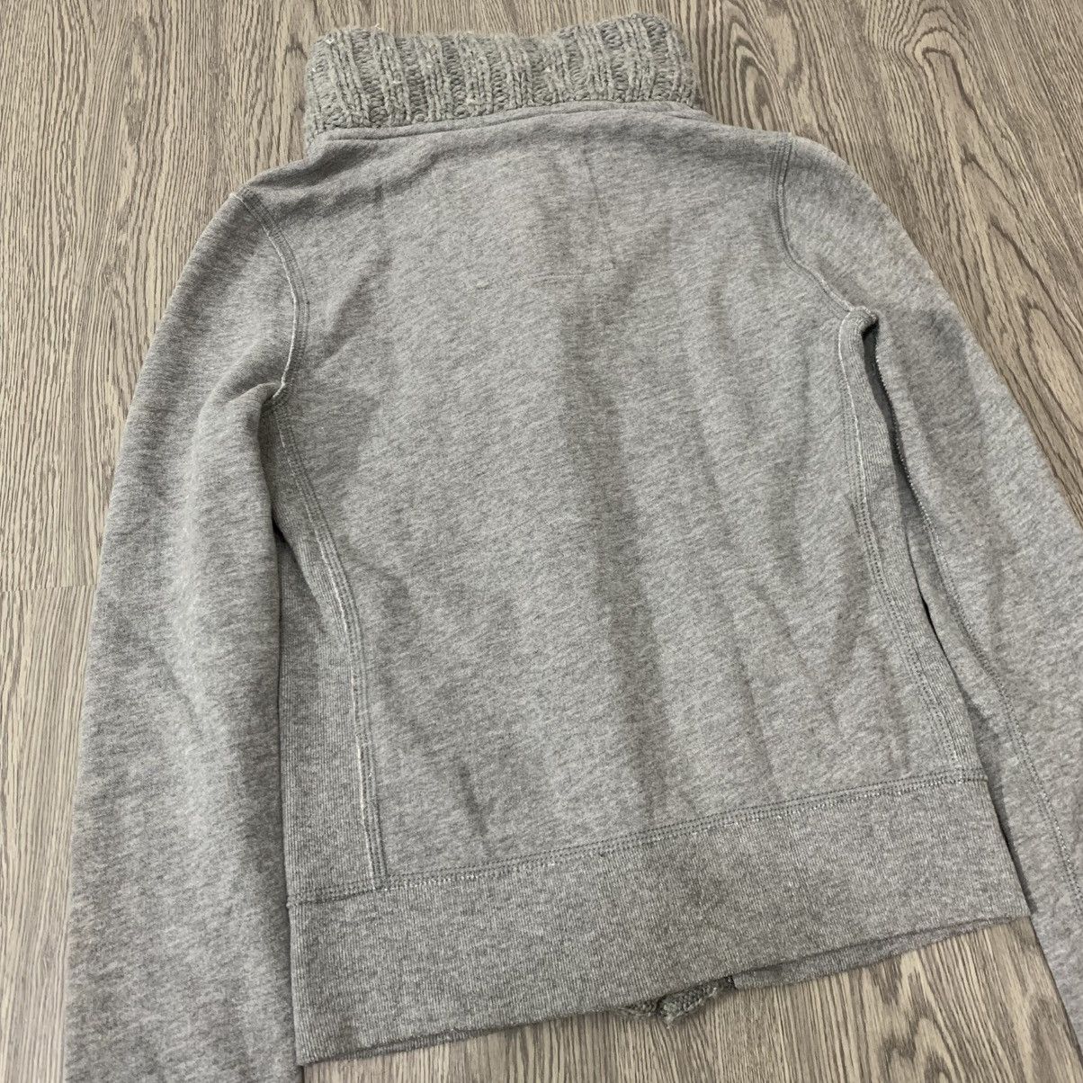 20471120 Vintage Abercrombie and Fitch gray sweater cardigan Size US S / EU 44-46 / 1 - 7 Thumbnail