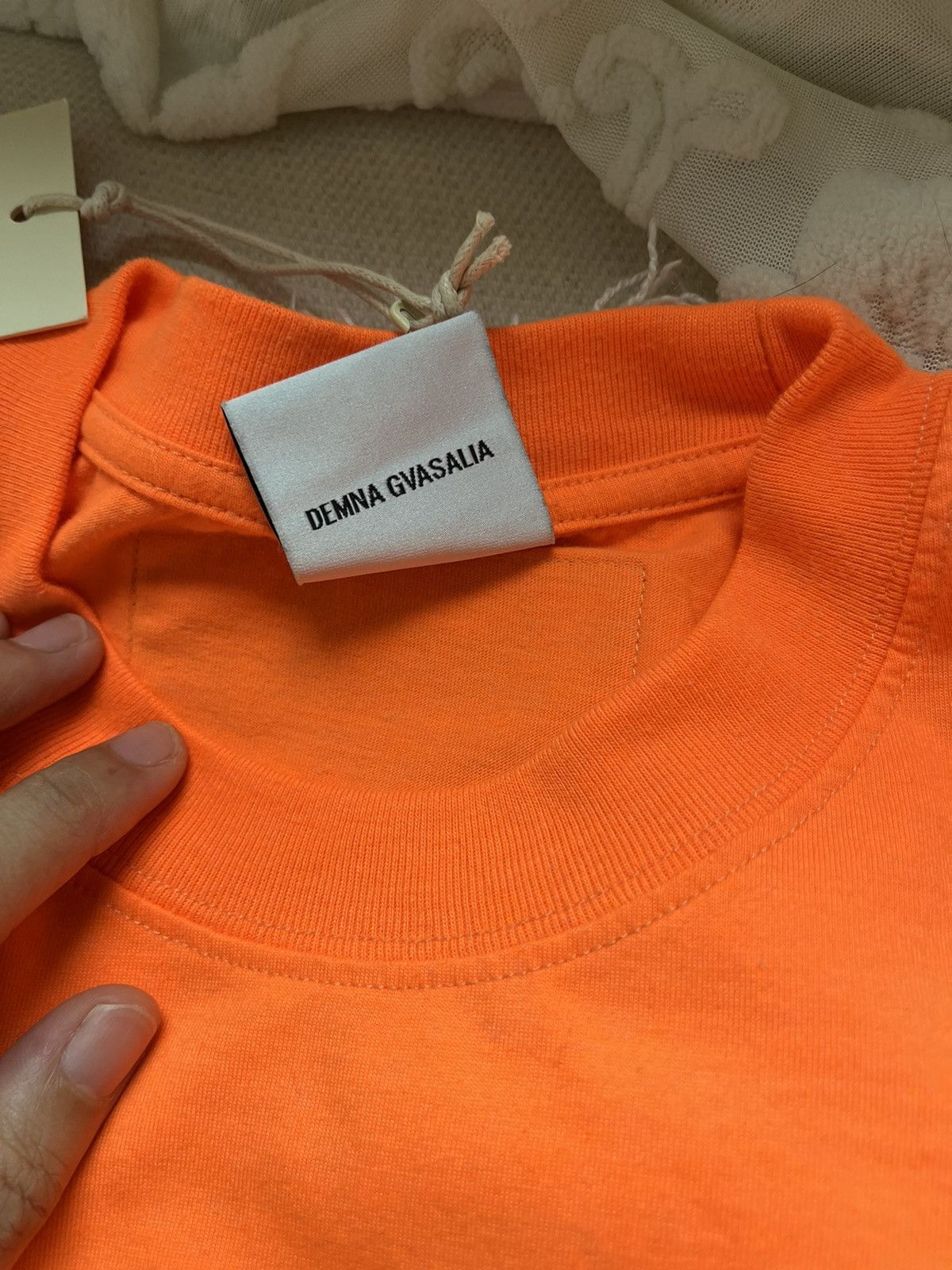 Vetements BNWT Demna Vetements express label T-shirt Size US M / EU 48-50 / 2 - 4 Thumbnail