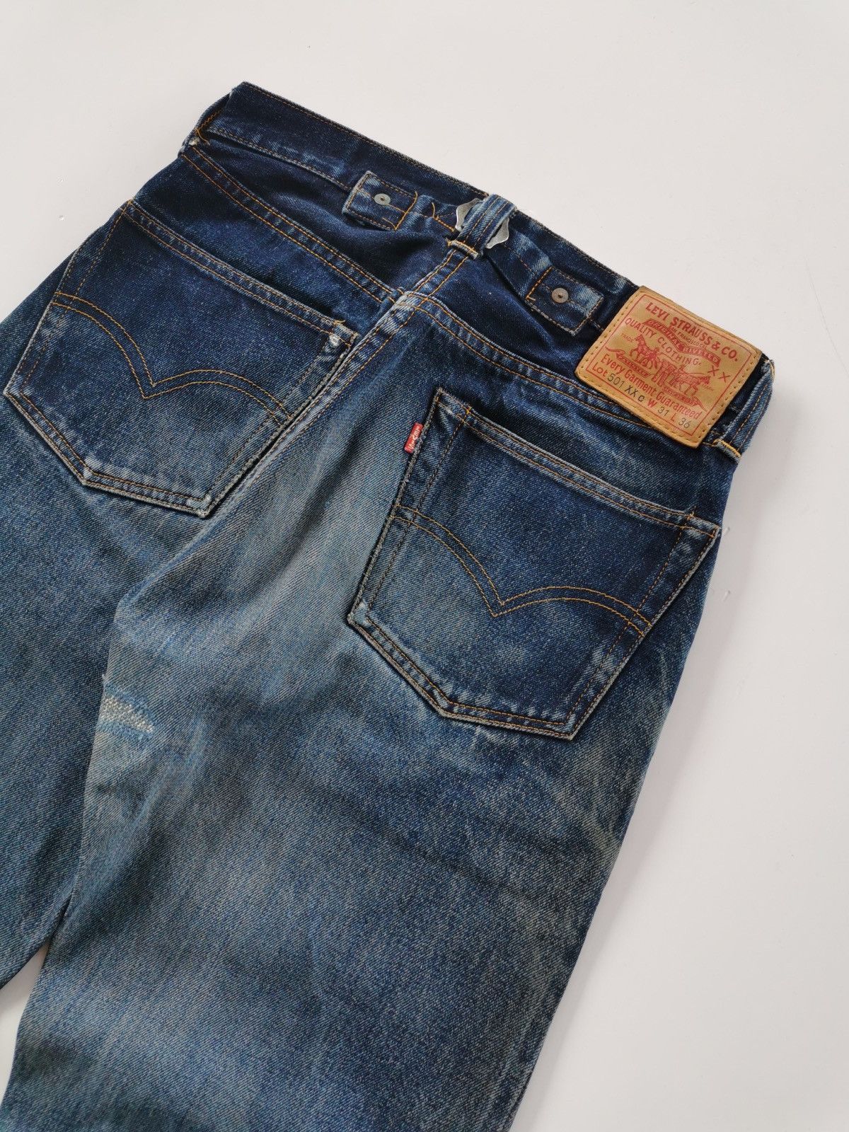 LVC × Levi's × Vintage Levis 501 xxc Big E Buckleback Selvedge Denim Jeans Size US 28 / EU 44 - 7 Thumbnail