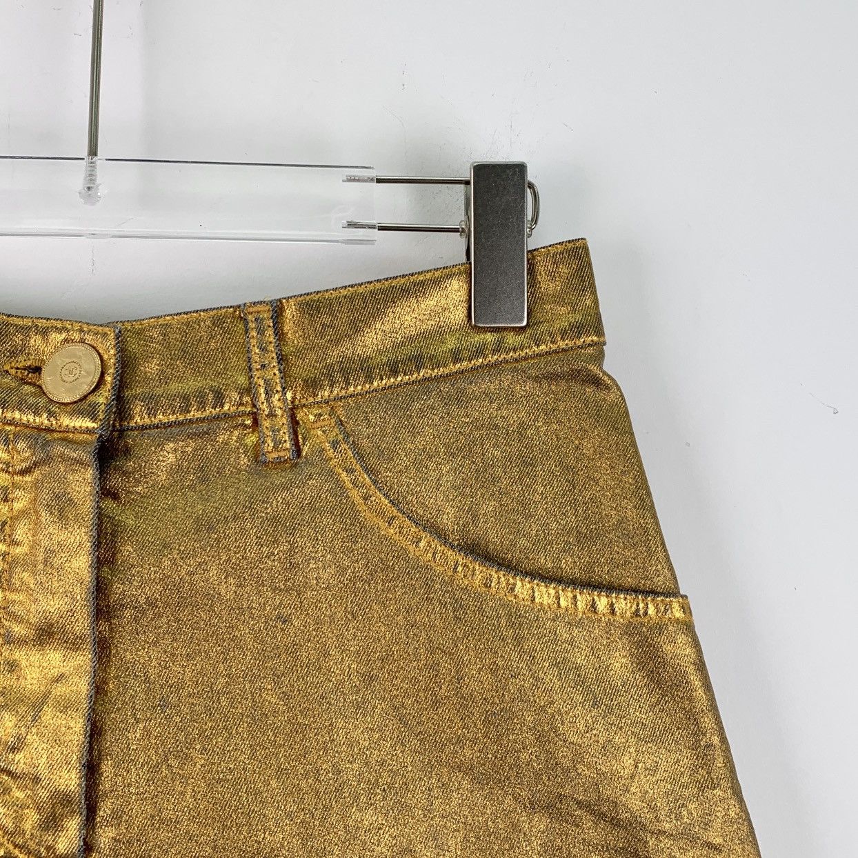 Chanel Chanel Gold Vintage Cotton Denim Casual Shorts K26WX Size 25" / US 0 / IT 36 - 3 Thumbnail