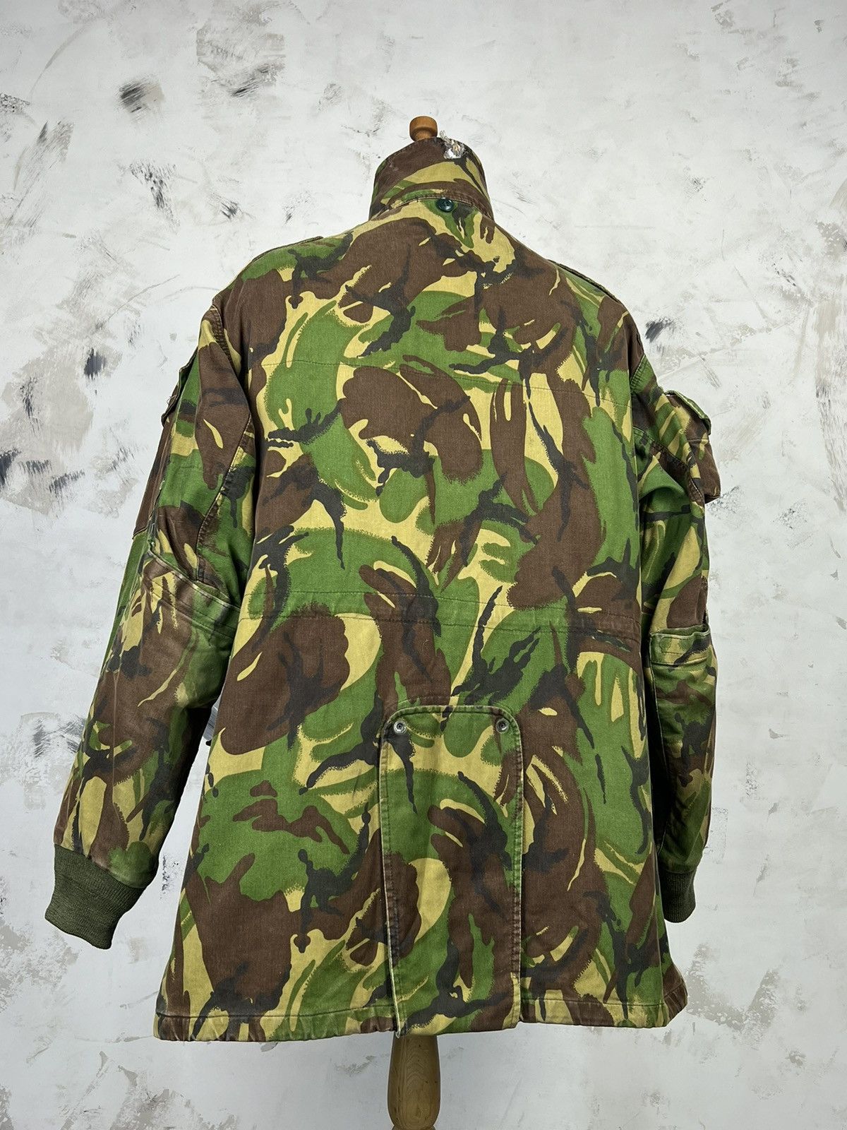 Vintage Vintage British Military Camo Jacket Size L - XL Size US XL / EU 56 / 4 - 3 Thumbnail