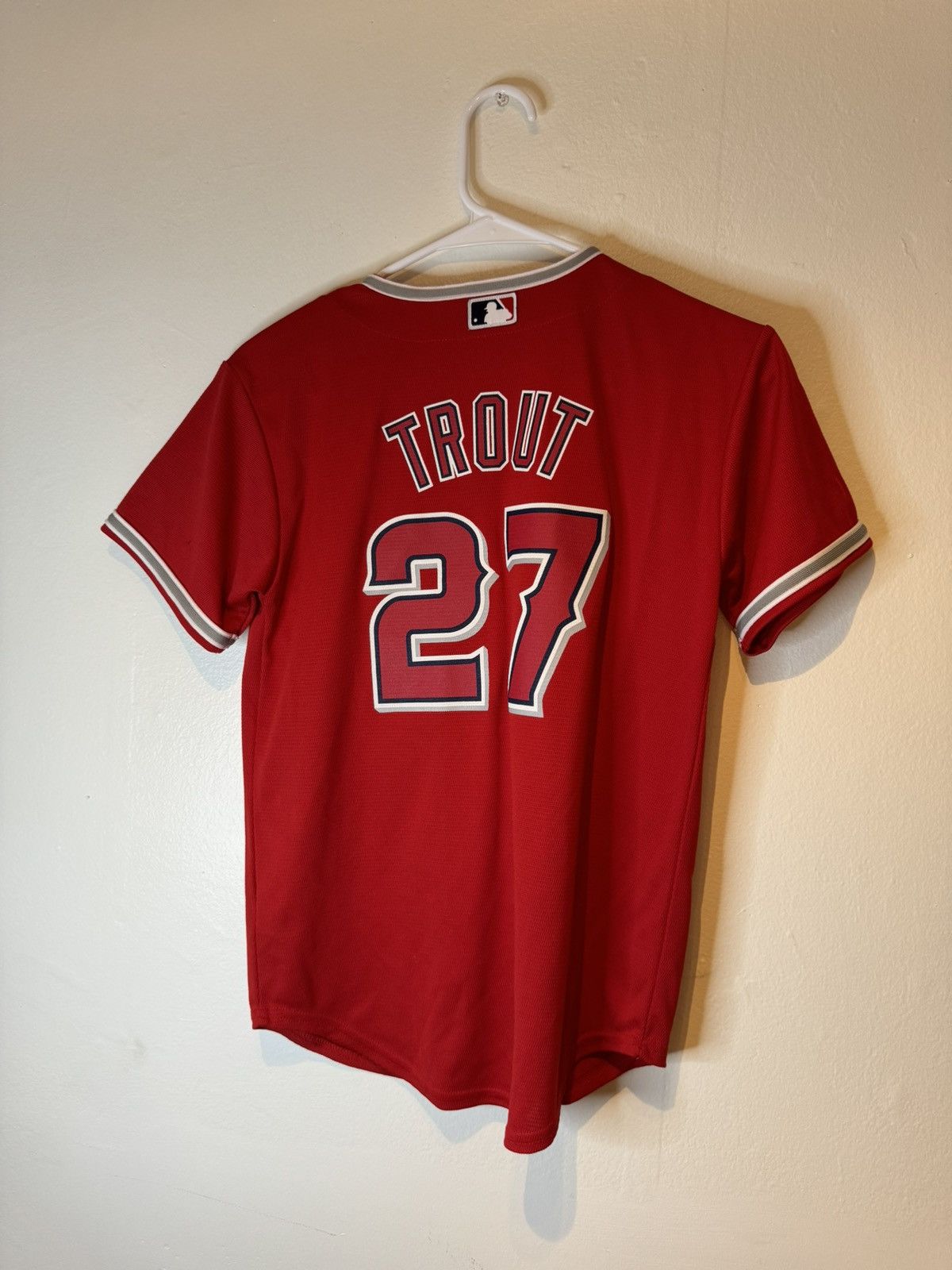 MLB Genuine Merchandise Mike Trout Angels Youth Jersey Medium Size US XS / EU 42 / 0 - 5 Thumbnail