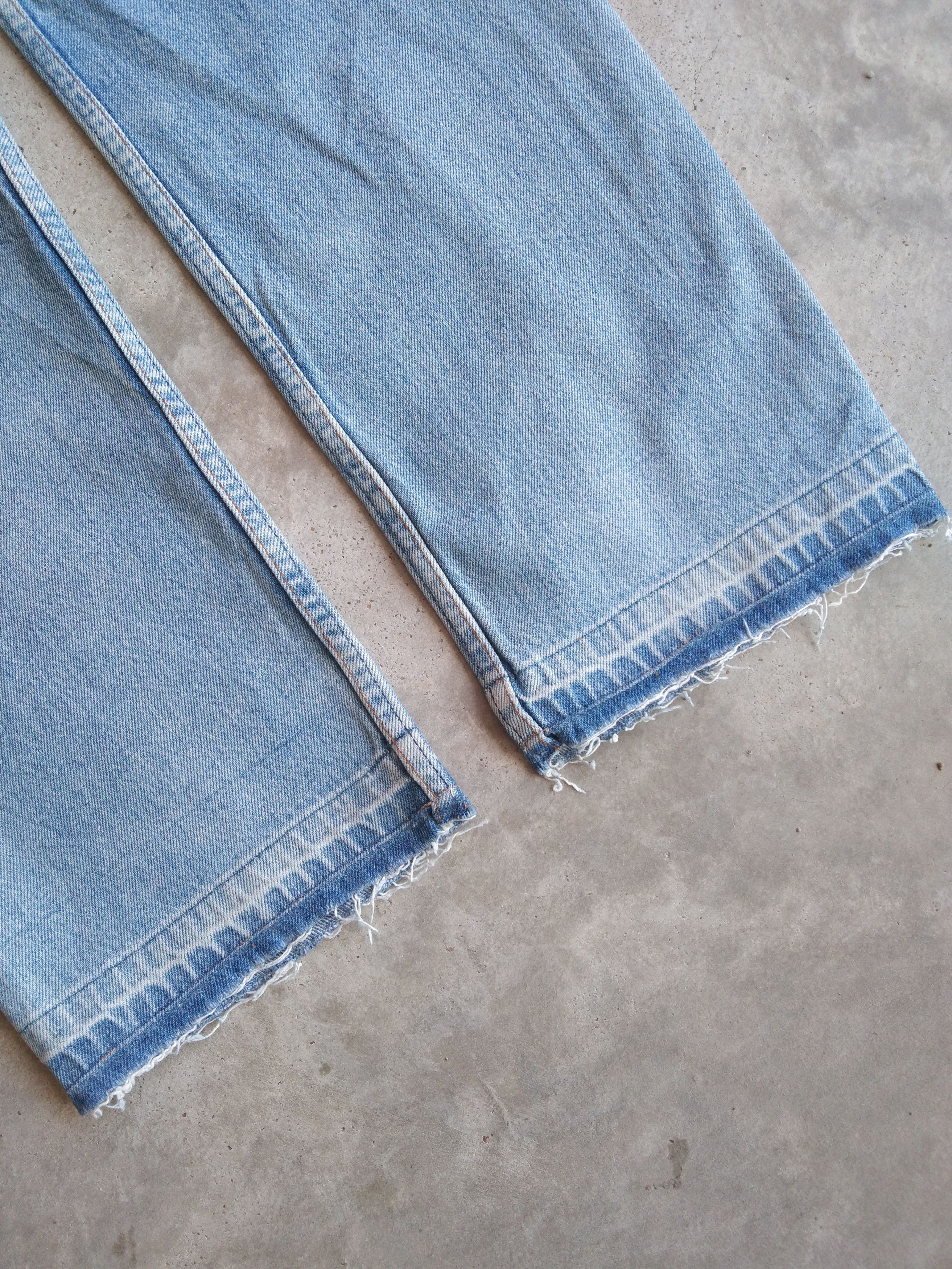 Levi's 90s Vintage Levi's 501 Made In USA Distressed Jeans 29x30 Size US 29 - 3 Thumbnail