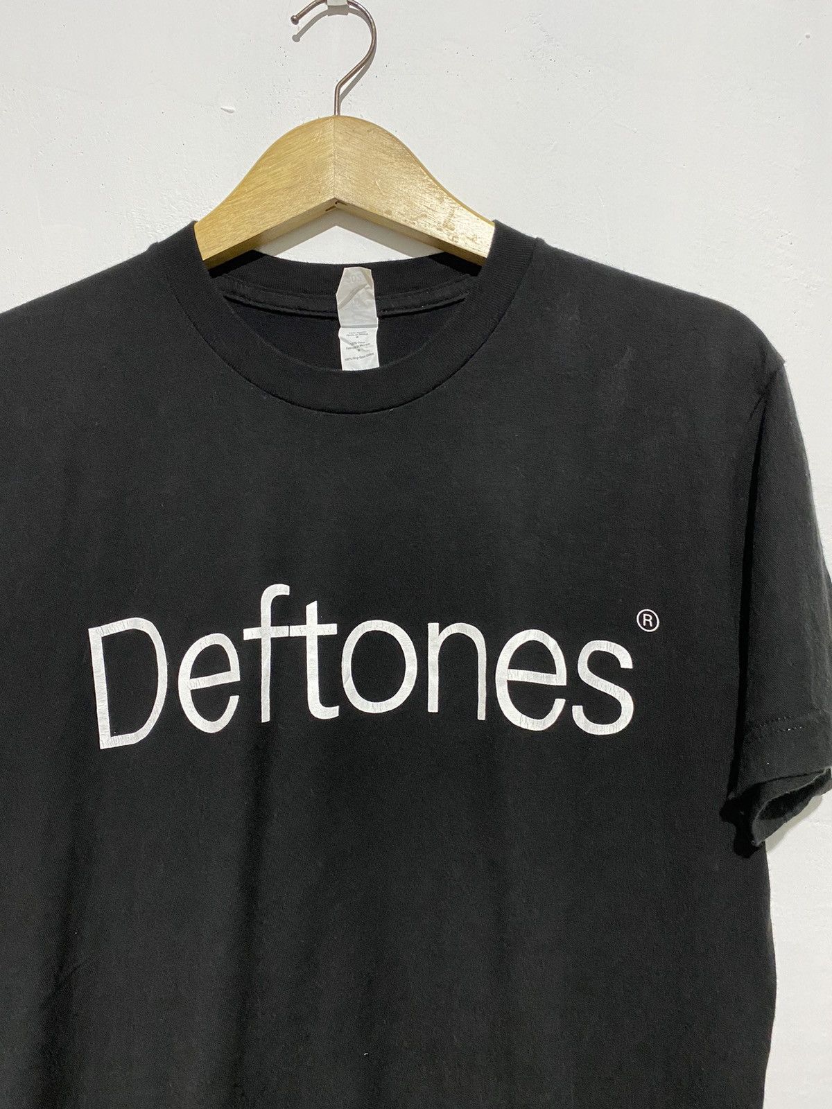 Band Tees 2000s Deftones _ohms album tshirts Size US M / EU 48-50 / 2 - 3 Thumbnail