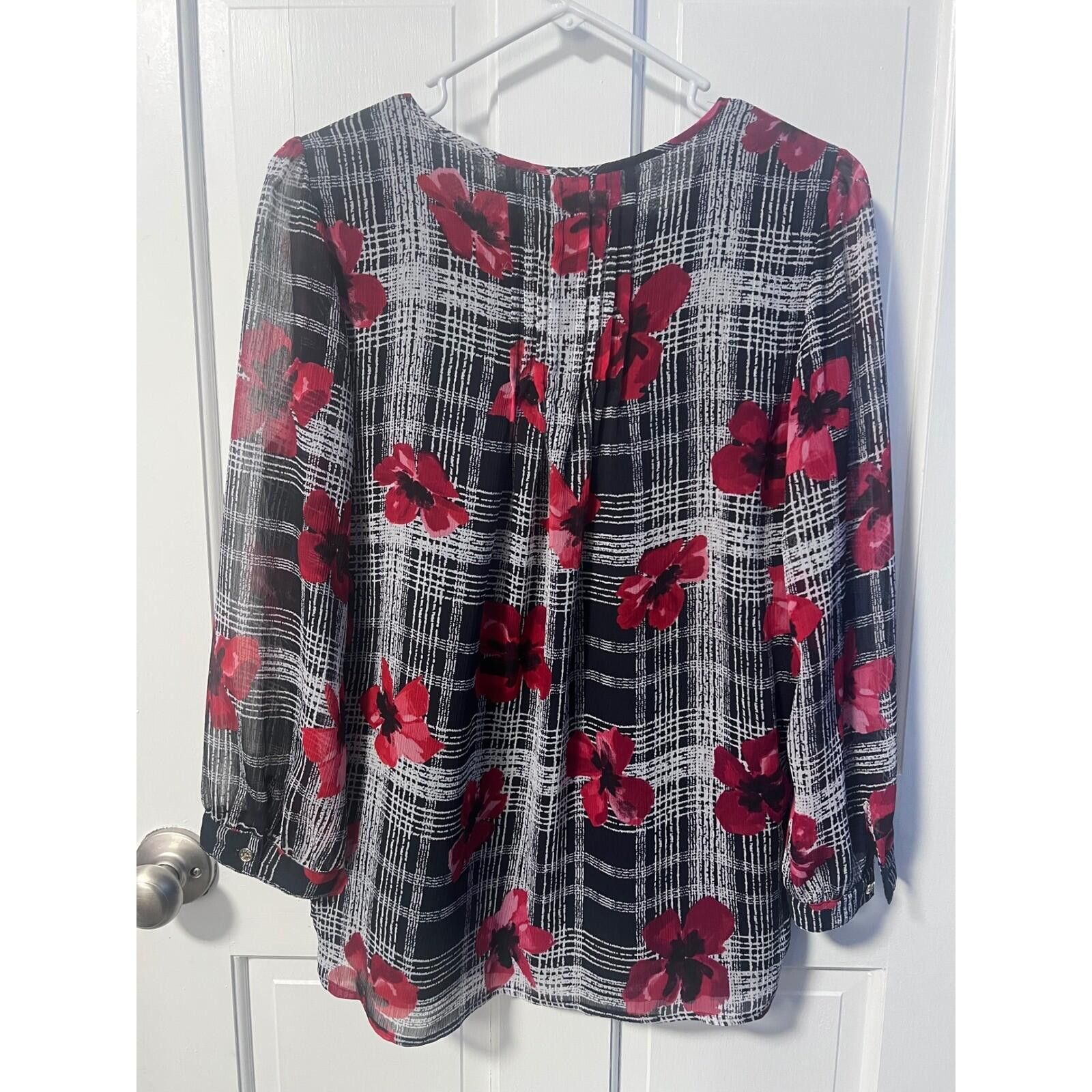 Tommy Hilfiger Tommy Hilfiger Blouse Womens M Red Black Floral Plaid Exc Size M / US 6-8 / IT 42-44 - 2 Thumbnail