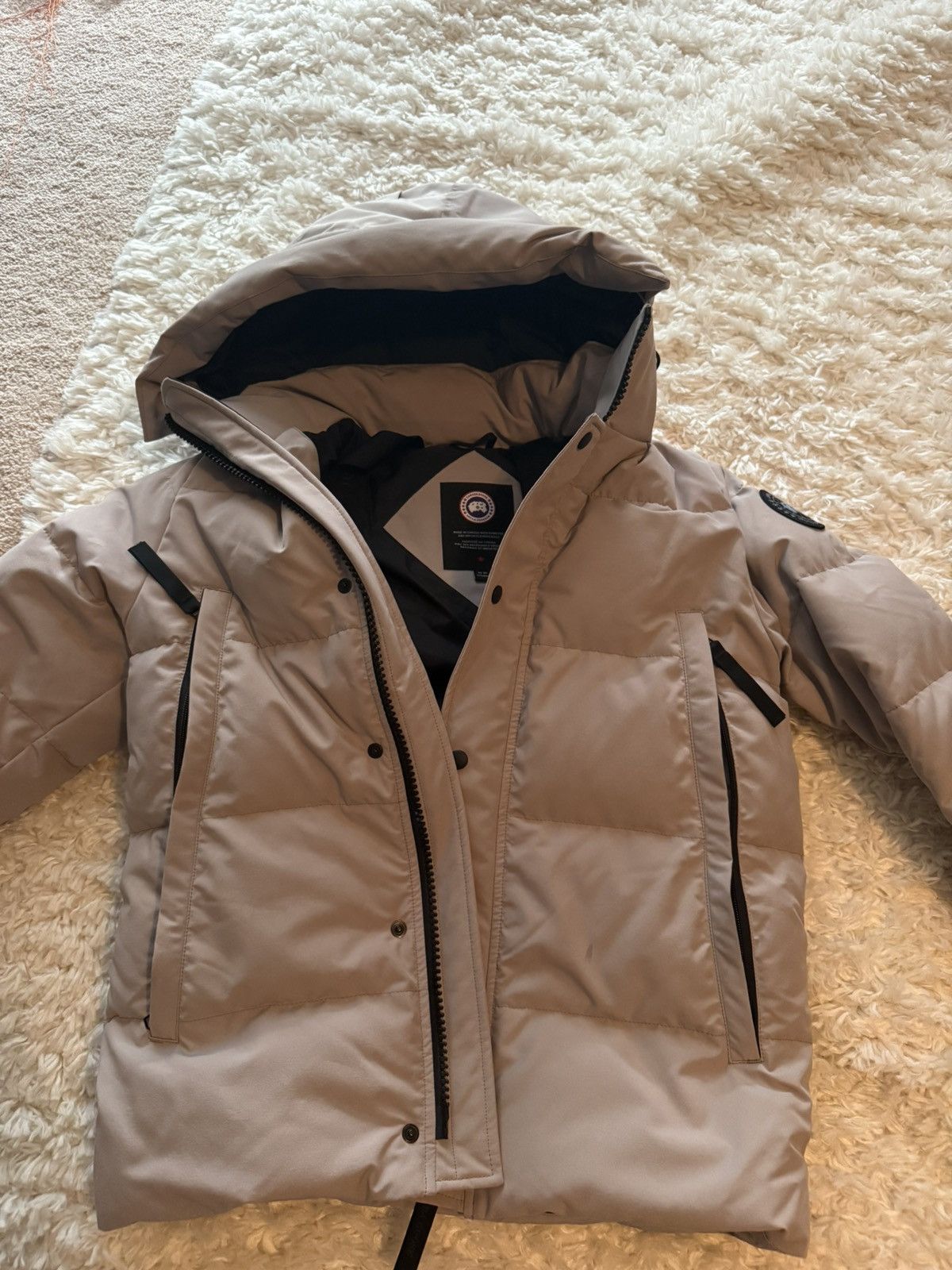 Canada Goose Canada goose Wyndham Parka (Men, limestone) Size US XS / EU 42 / 0 - 2 Thumbnail