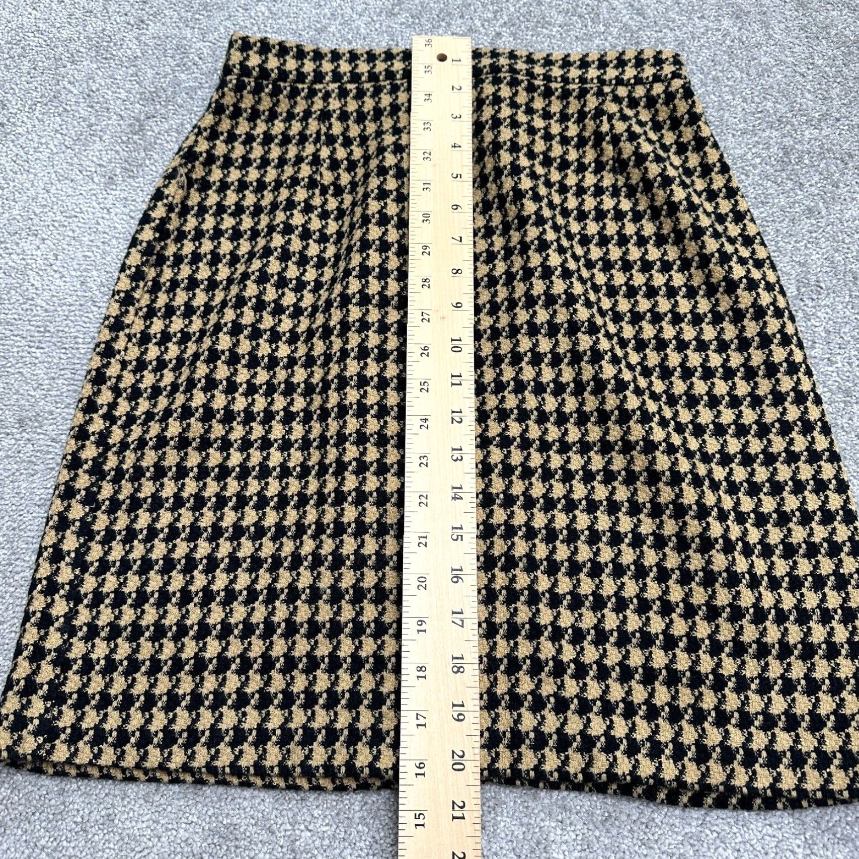 Coldwater Creek VINTAGE Coldwater Creek Tweed Pencil Skirt Womens Small Black Brown Check Knee Length Size 28" / US 6 / IT 42 - 4 Thumbnail