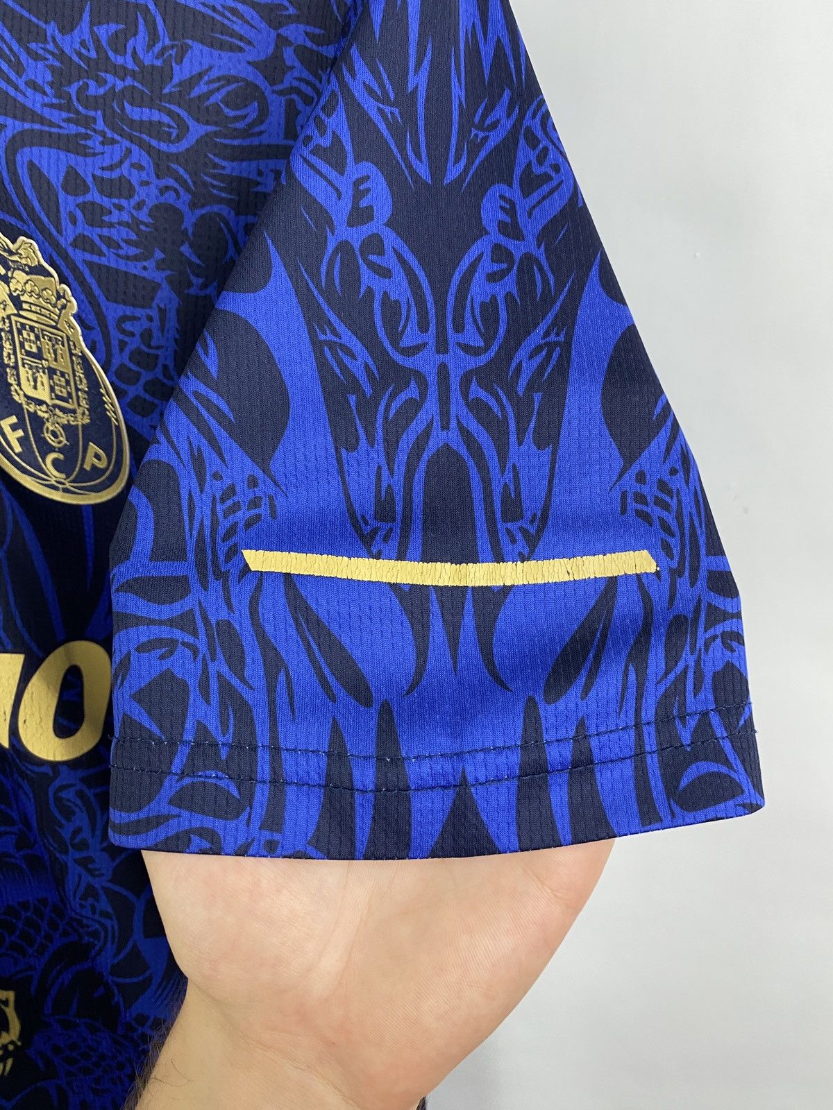 Japanese Brand FC Porto Japan Dragon Style Afrm Soccer Jersey T-Shirt Y2K Size US M / EU 48-50 / 2 - 12 Thumbnail