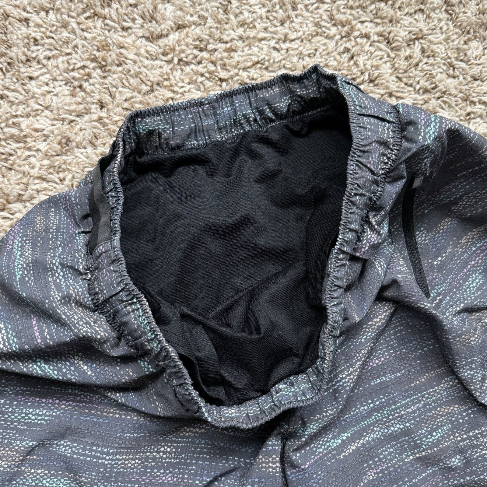 Lululemon LuluLemon Surge Running Shorts Athletic Small 5” Inseam Grey Size US 30 / EU 46 - 5 Thumbnail