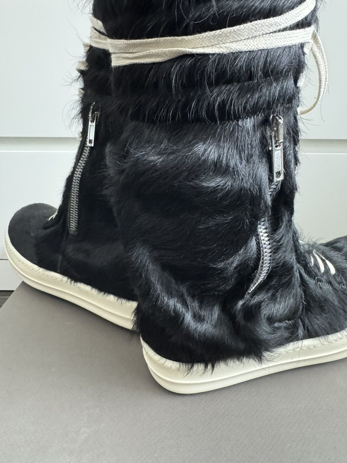 Rick Owens RICK OWENS PONY BLACK MILK CARGOBASKETS Size US 9 / EU 42 - 6 Thumbnail