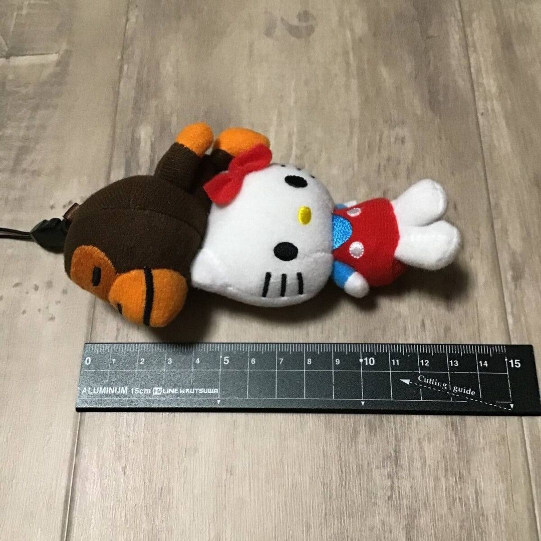Bape BAPE × SANRIO Hello Kitty Milo Strap Mobile Cleaner APE NIGO Size ONE SIZE - 7 Thumbnail