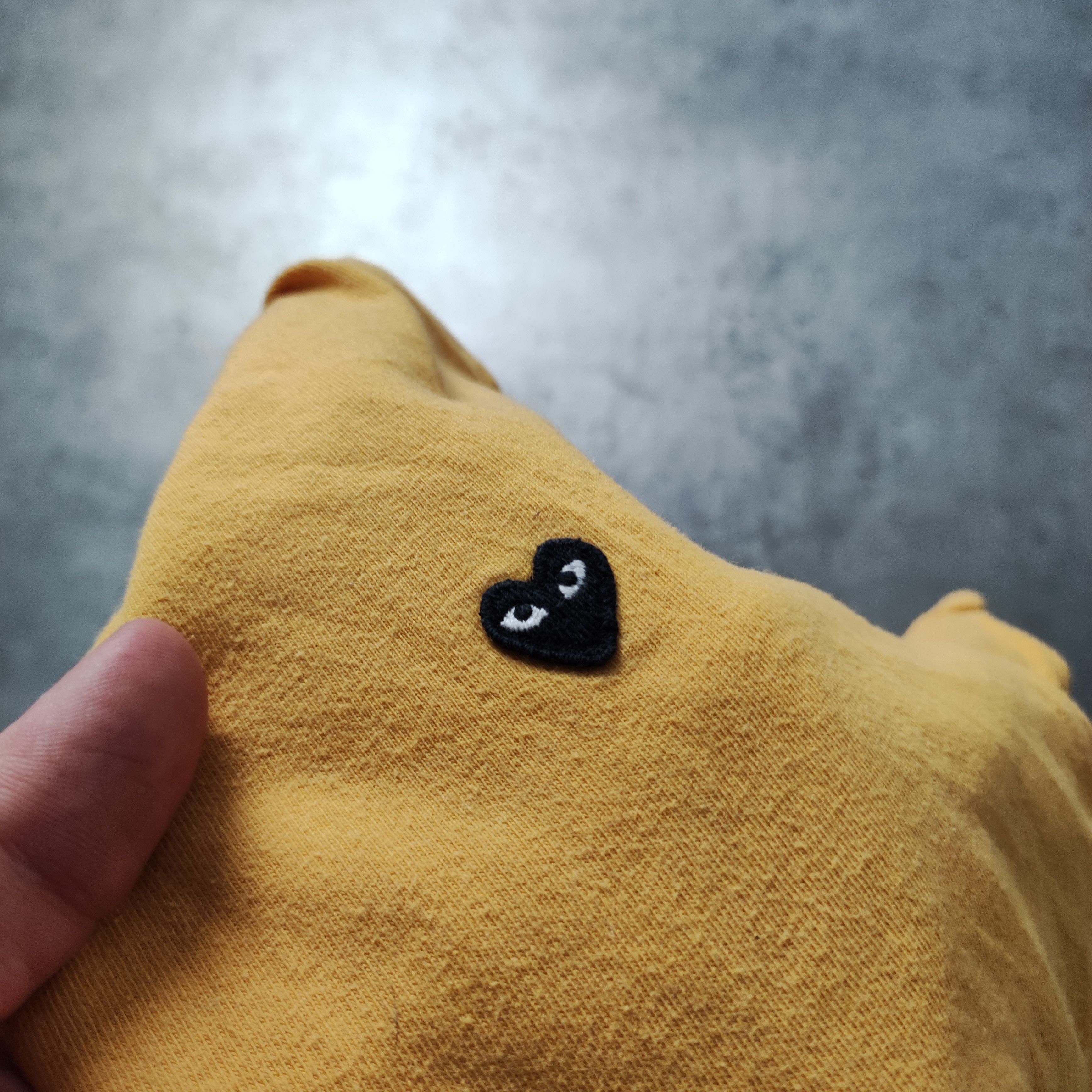 Comme des Garcons × Comme des Garcons PLAY CDG Play Comme Des Garcons Small Heart Logo Yellow Tee Size M / US 6-8 / IT 42-44 - 5 Thumbnail