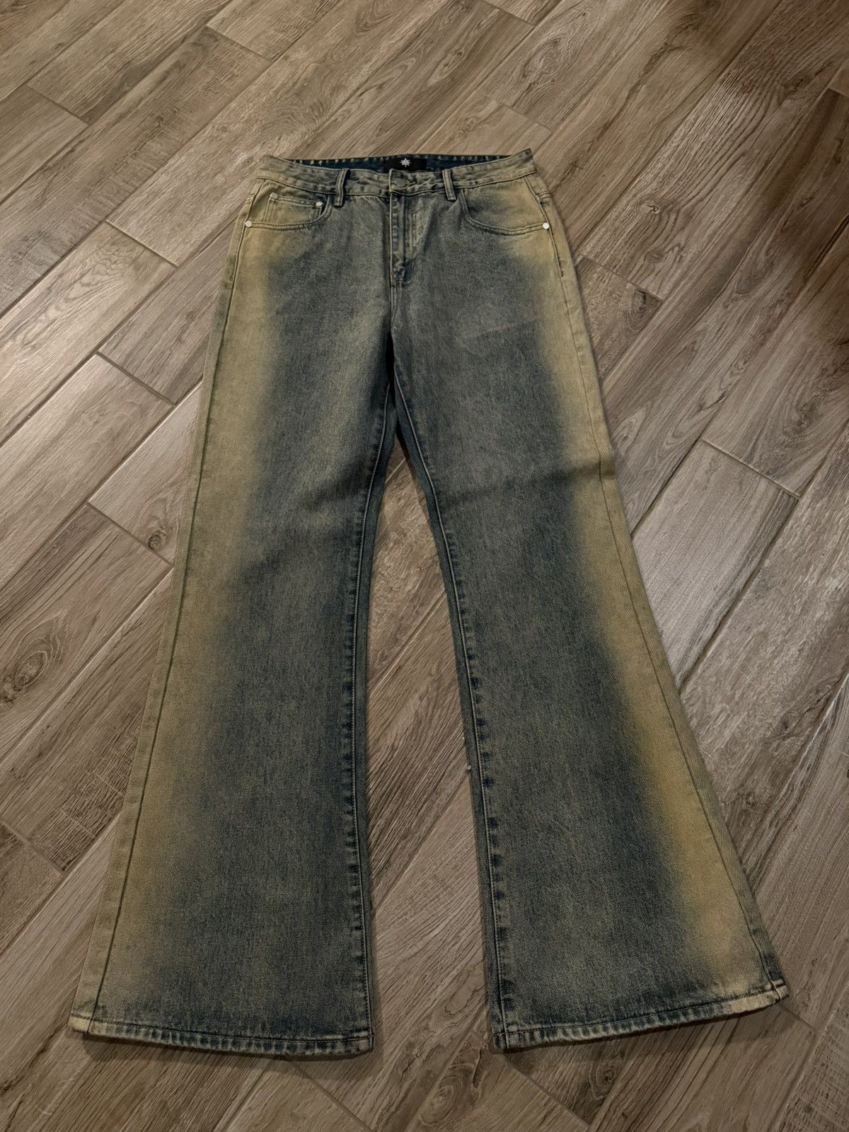 Japanese Brand Flared denim Size US 34 / EU 50 - 1 Thumbnail