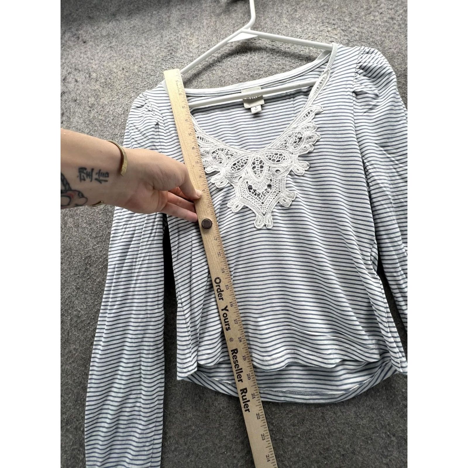 Vintage Maeve Shirt Womens Small White Stripe Scoop Neck Crochet Long Sleeve Jersey Top Size S / US 4 / IT 40 - 3 Thumbnail