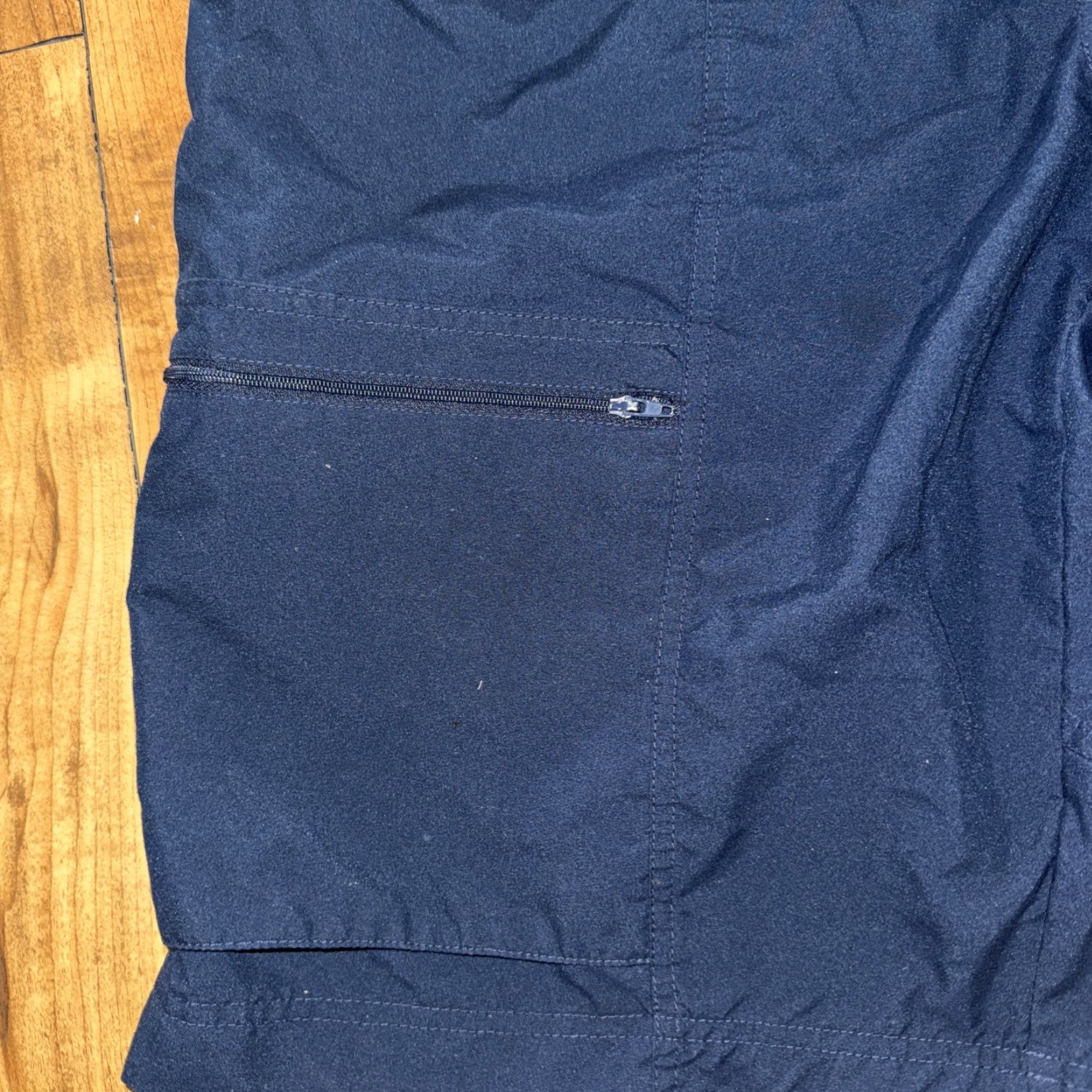 Nike VINTAGE Nike Cargo Hiking Shorts Blue Large 30x12 Silver Tag Y2K Utility Men Adults Size US 33 - 3 Thumbnail