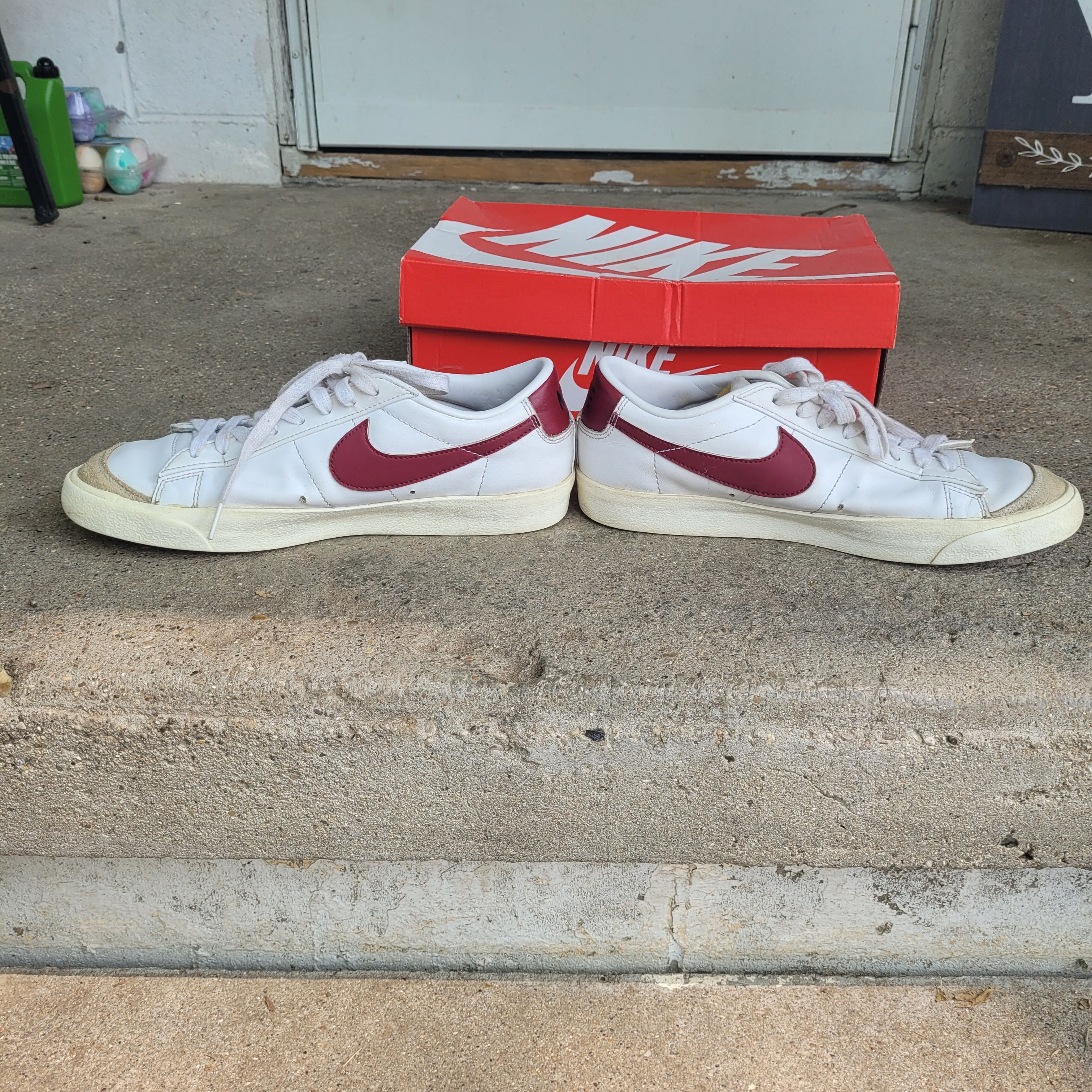 Nike Used Nike Blazer Low White/Red Size US 8 / EU 41 - 4 Thumbnail