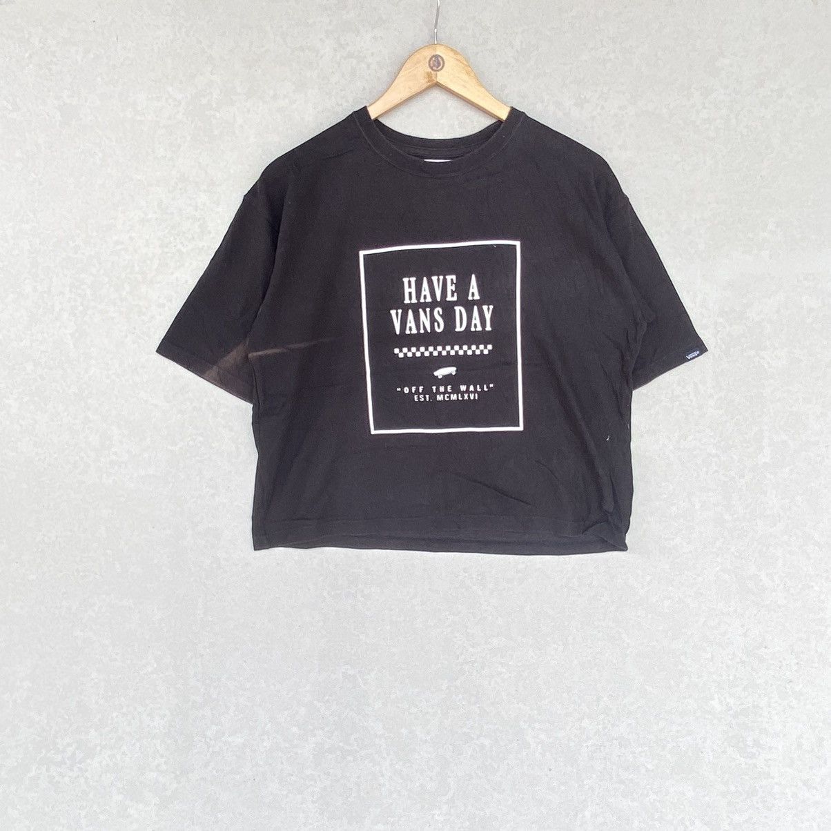 Other Vintage Black Vans Cropped Tee With White Size M Size M / US 6-8 / IT 42-44 - 1 Thumbnail