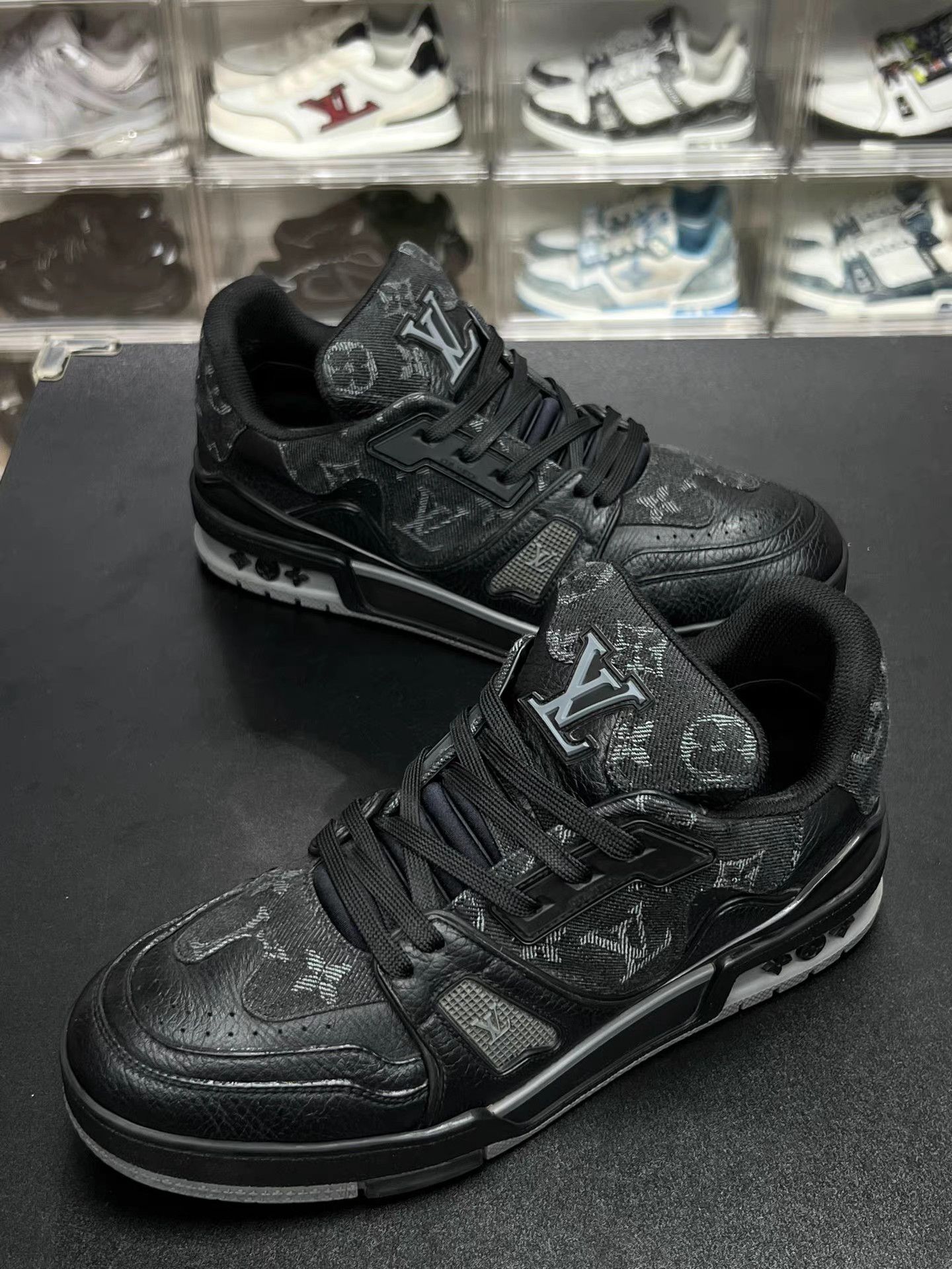 Louis Vuitton LV Trainer Sneakers K15 Size US 6.5 / EU 39-40 - 1 Thumbnail