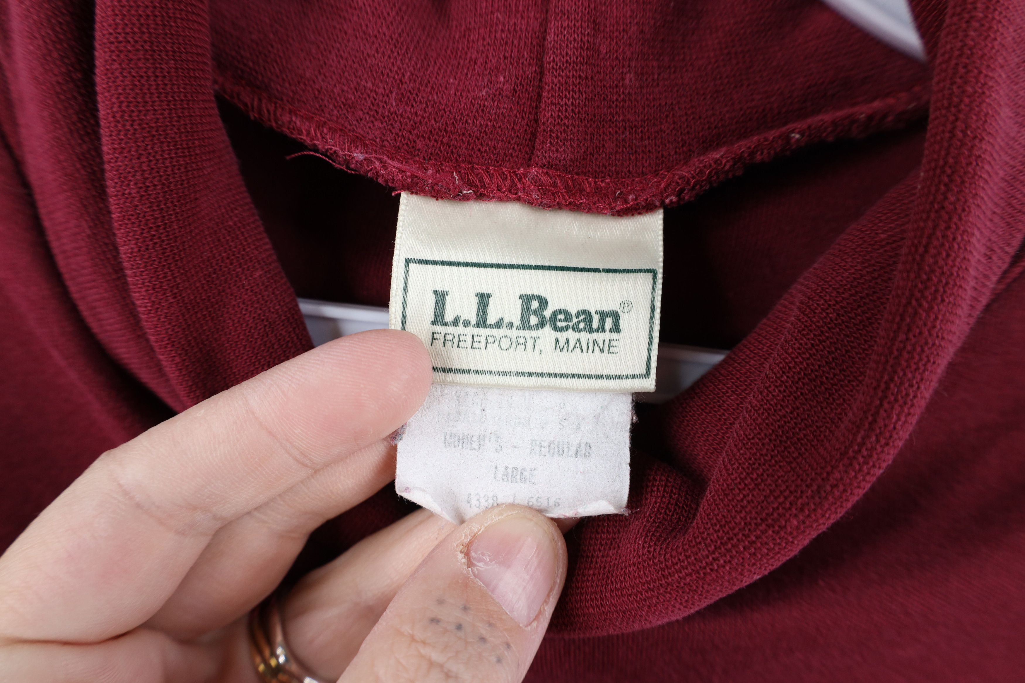 L.L. Bean Vintage 90s LL Bean Blank Turtleneck T-Shirt Maroon USA Size L / US 10 / IT 46 - 7 Thumbnail