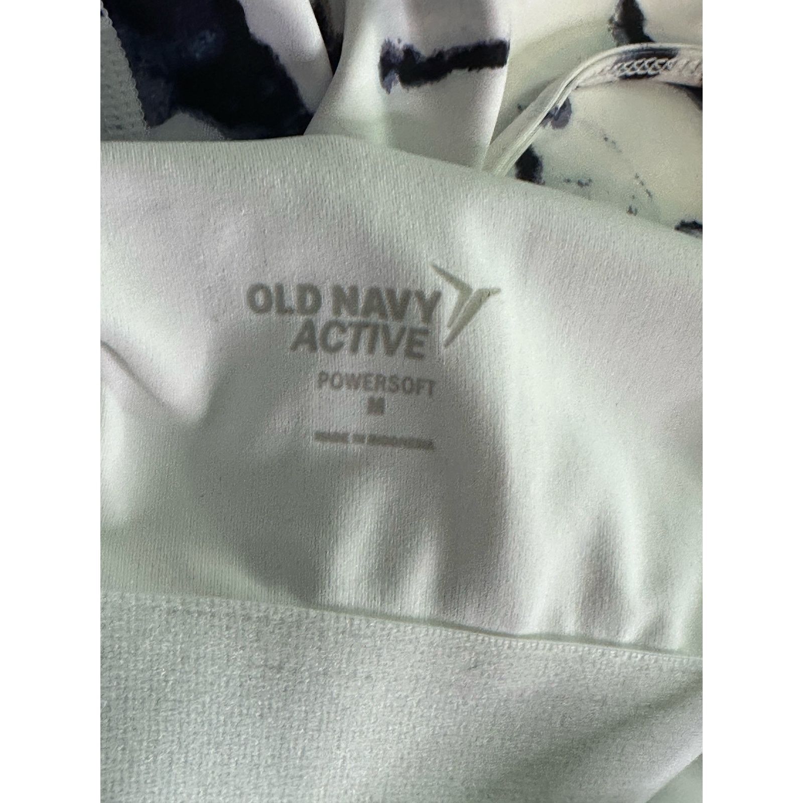 Old Navy Old Navy white purple bra build in tank top size medium Size M / US 6-8 / IT 42-44 - 3 Thumbnail