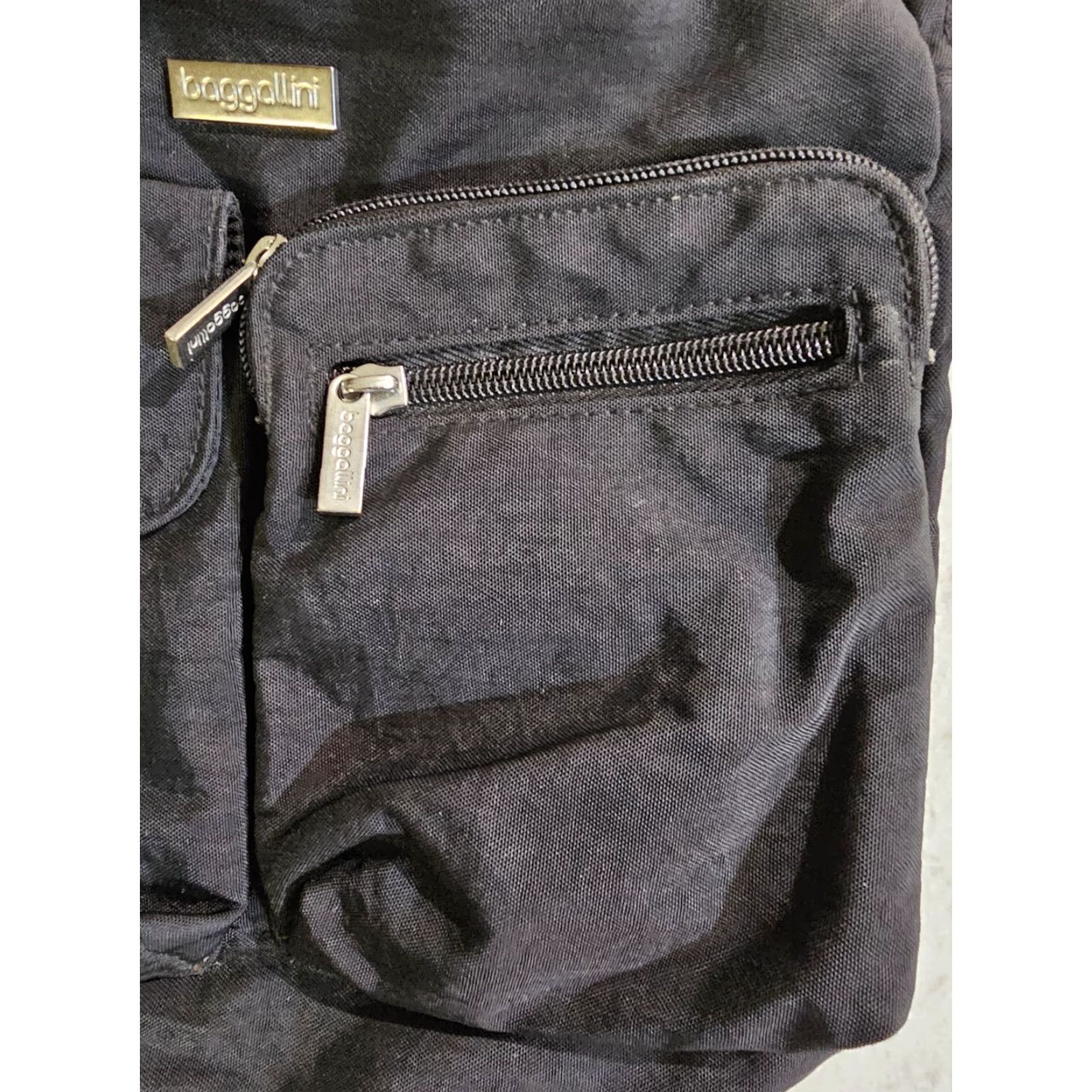 Vintage Baggallini Everyplace Crossbody Bag Purse Black Nylon Tan Lining Medium Women Crossbody Bag Size ONE SIZE - 5 Thumbnail