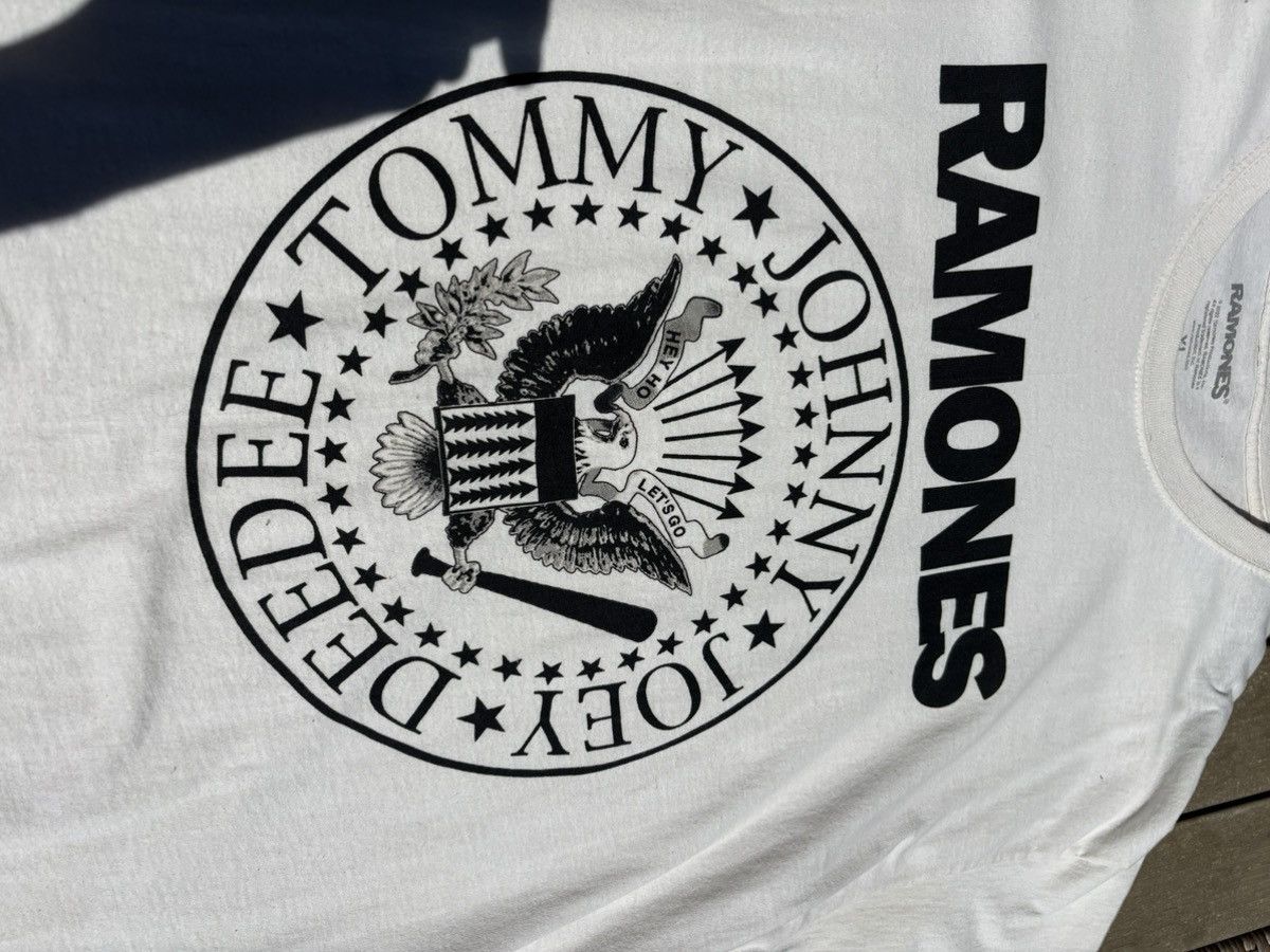 Band Tees × Vintage Ranones T-shirt Size US XL / EU 56 / 4 - 2 Thumbnail