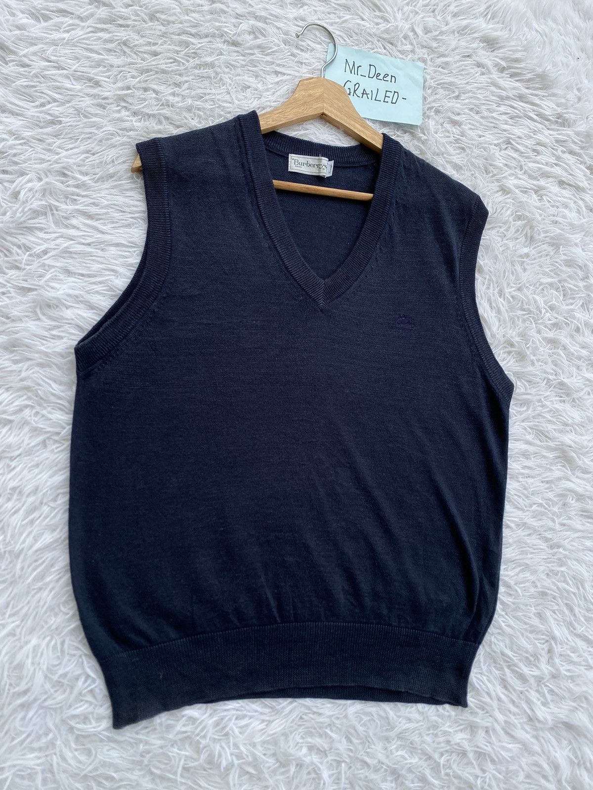 Burberry Rare Vintage 90s Burberry Knitted Vest Size US M / EU 48-50 / 2 - 2 Thumbnail