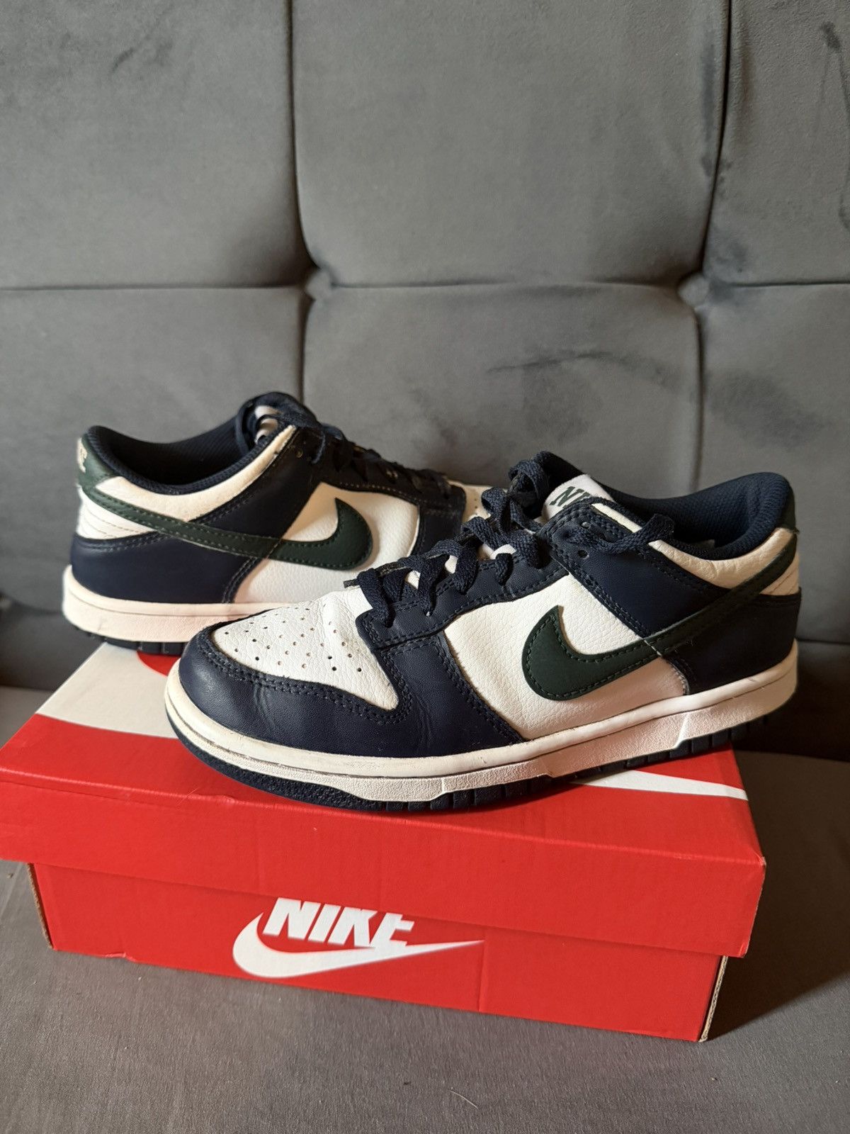 Nike Nike(GS) Dunk Low 'Obsidian Vintage Green Size US 5.5 / EU 38 - 2 Thumbnail