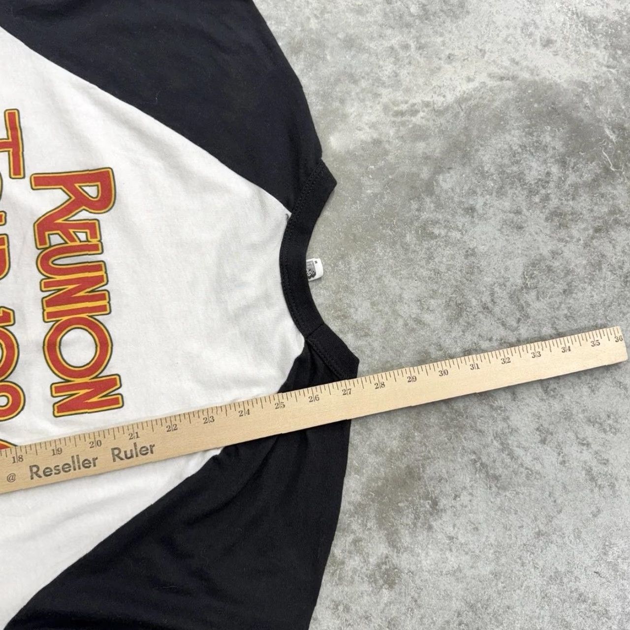American Apparel Ben Folds Five Shirt Mens Medium White Raglan 3/4 Sleeve Reunion Tour 1986 Graphic Print Crew Neck Cotton Polyester T-Shirt Vintage N/A Size US M / EU 48-50 / 2 - 6 Thumbnail