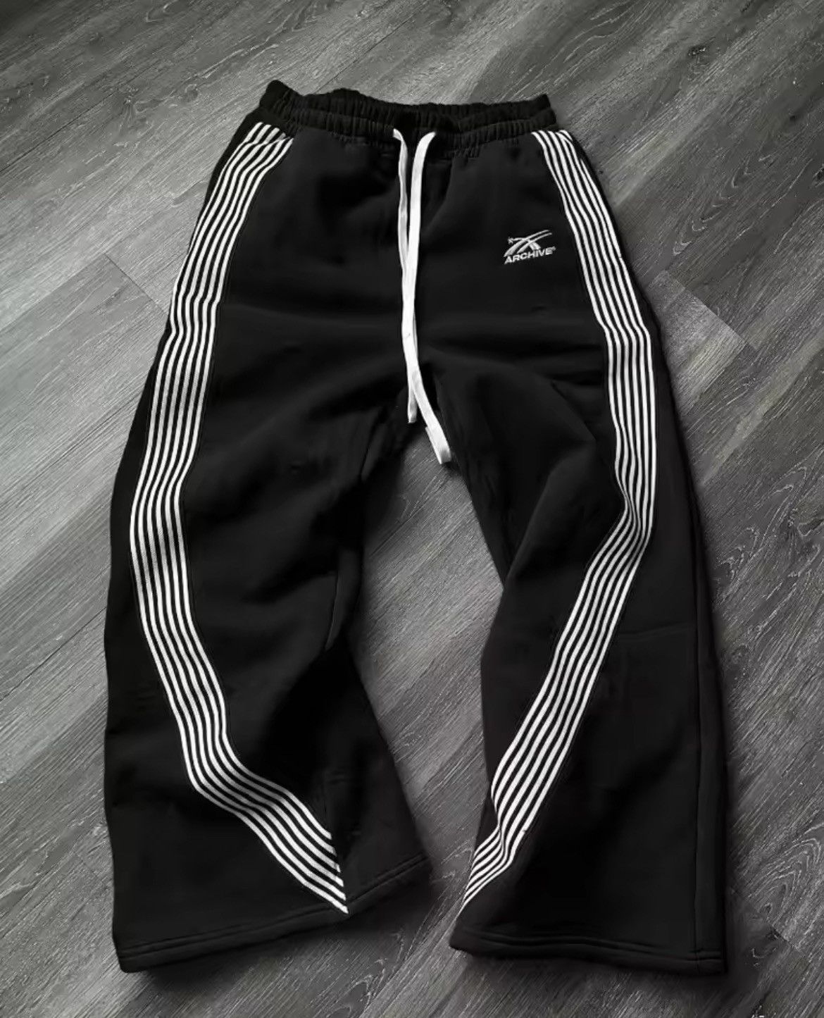 Other Straight Pants Unisex Sports Waist Drawstring Pants Size 42" / US 20 - 4 Thumbnail
