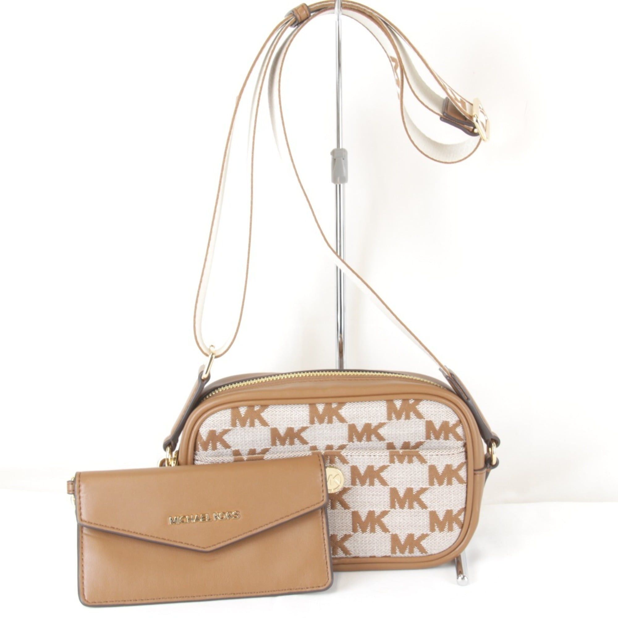 Michael Kors Michael Kors MAISIE 2-in-1 Camera Crossbody Bag Shoulder Bag, Canvas/Leather, Brown, Women's Size ONE SIZE - 1 Thumbnail