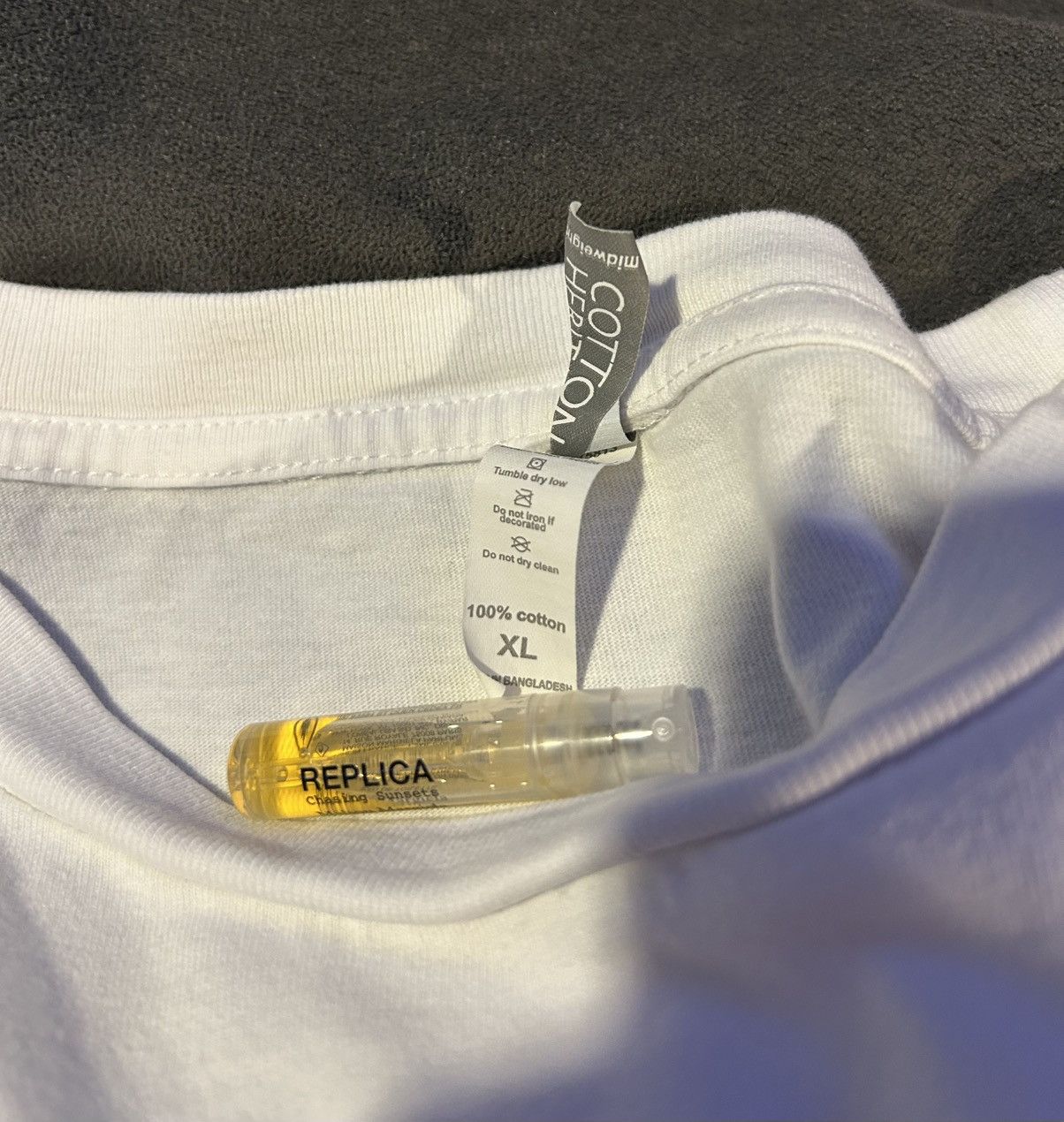 Other Rich Amiri Ghetto Fabulous Tour Long Sleeve T-Shirt Size US XL / EU 56 / 4 - 2 Thumbnail