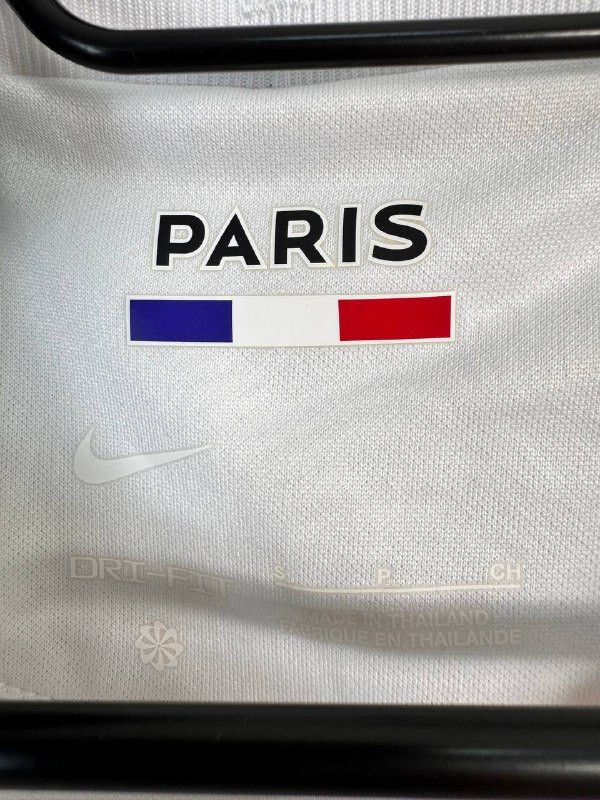 Nike PSG 2021 2022 AWAY SHIRT JERSEY NIKE SIZE S Size US S / EU 44-46 / 1 - 2 Thumbnail